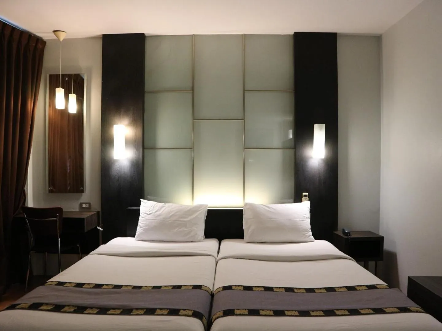 Bedroom, Bed in Swana Bangkok Hotel