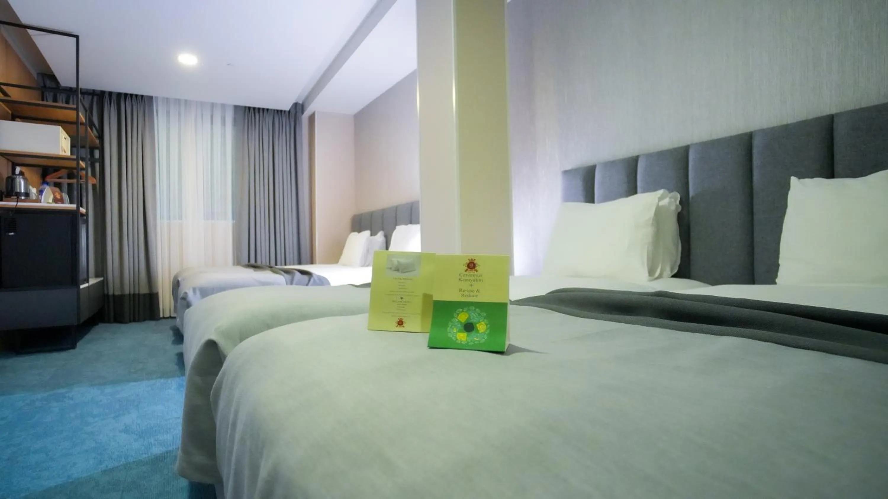 Bed in Dosso Dossi Hotels Old City