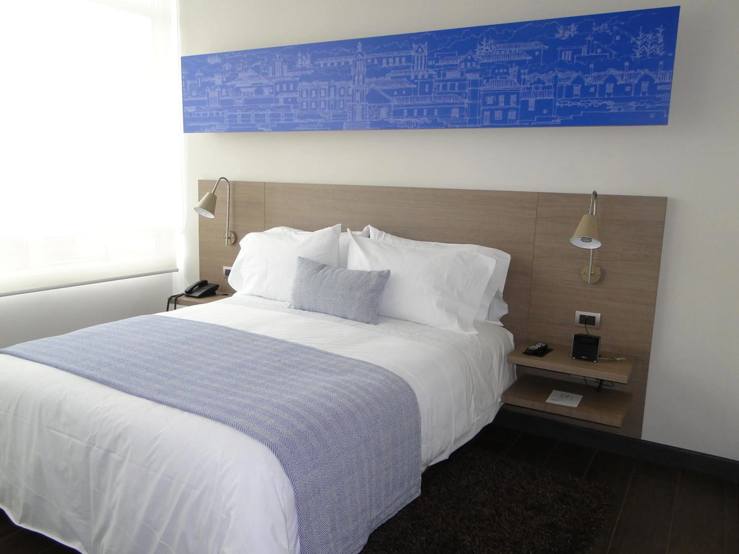 Bedroom, Bed in Hotel bh Usaquén