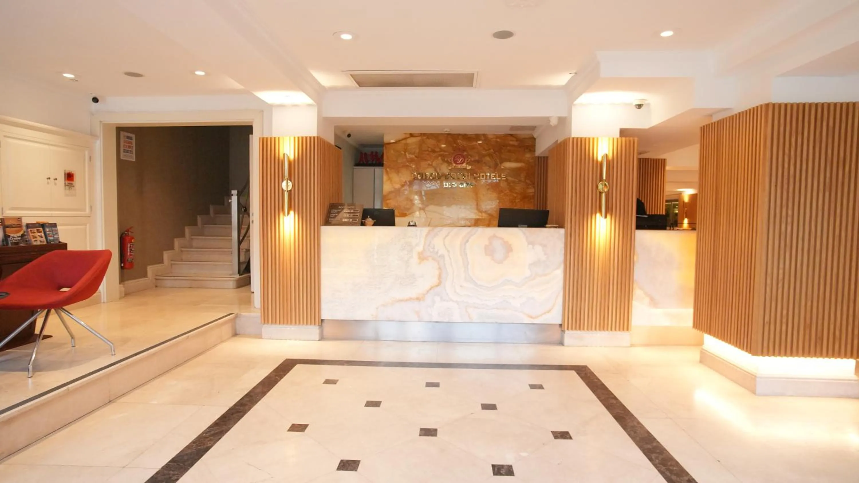 Facade/entrance in Dosso Dossi Hotels Old City