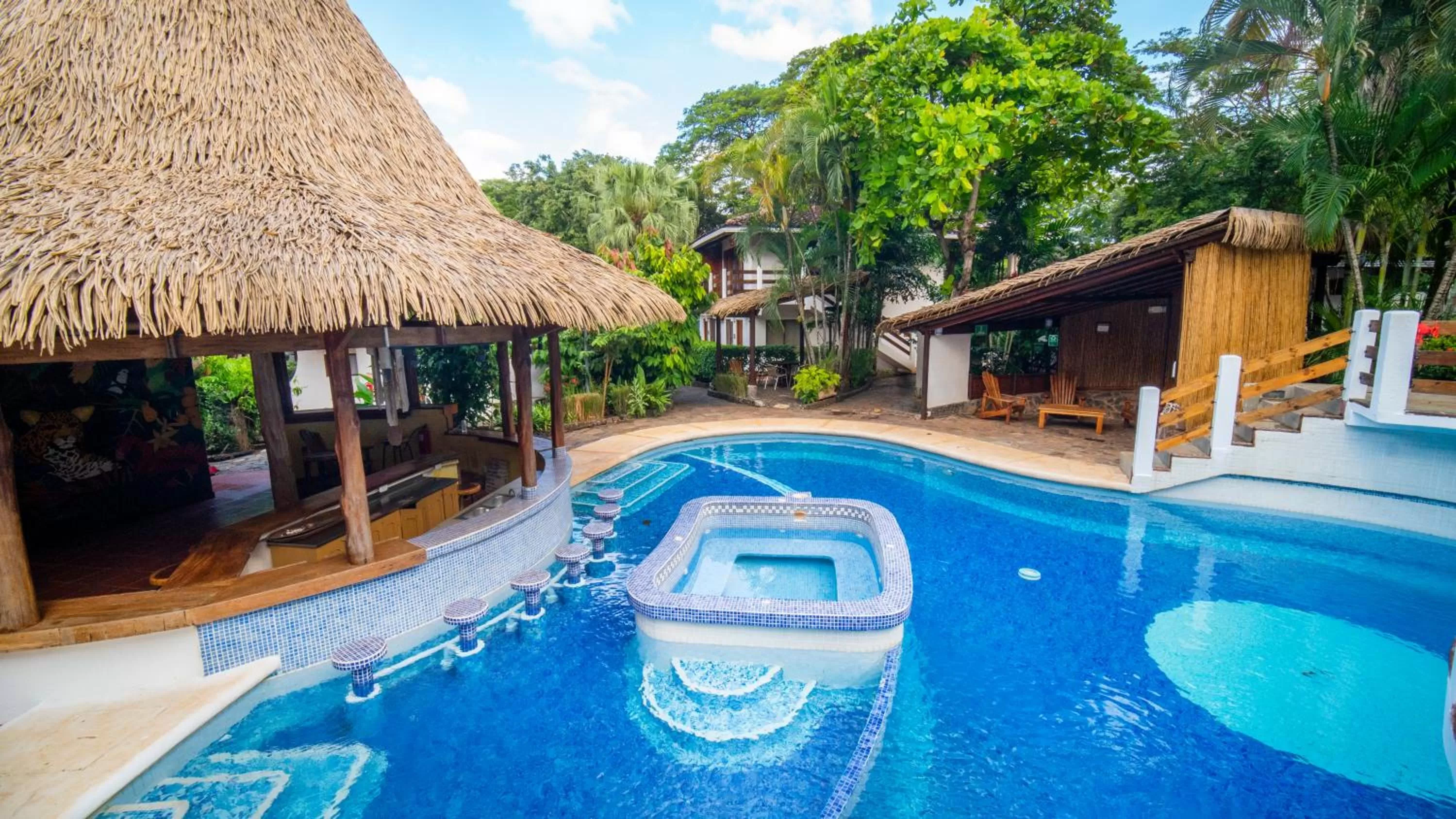 Swimming pool in Hotel Luna Llena