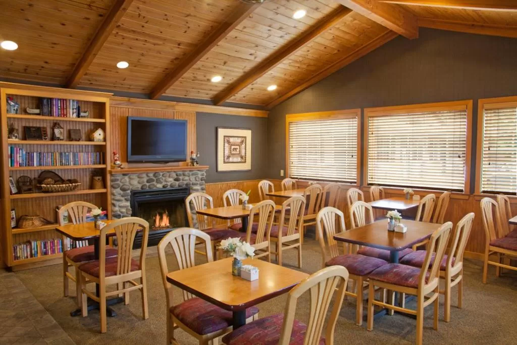 Restaurant/places to eat in Poulsbo Inn & Suites