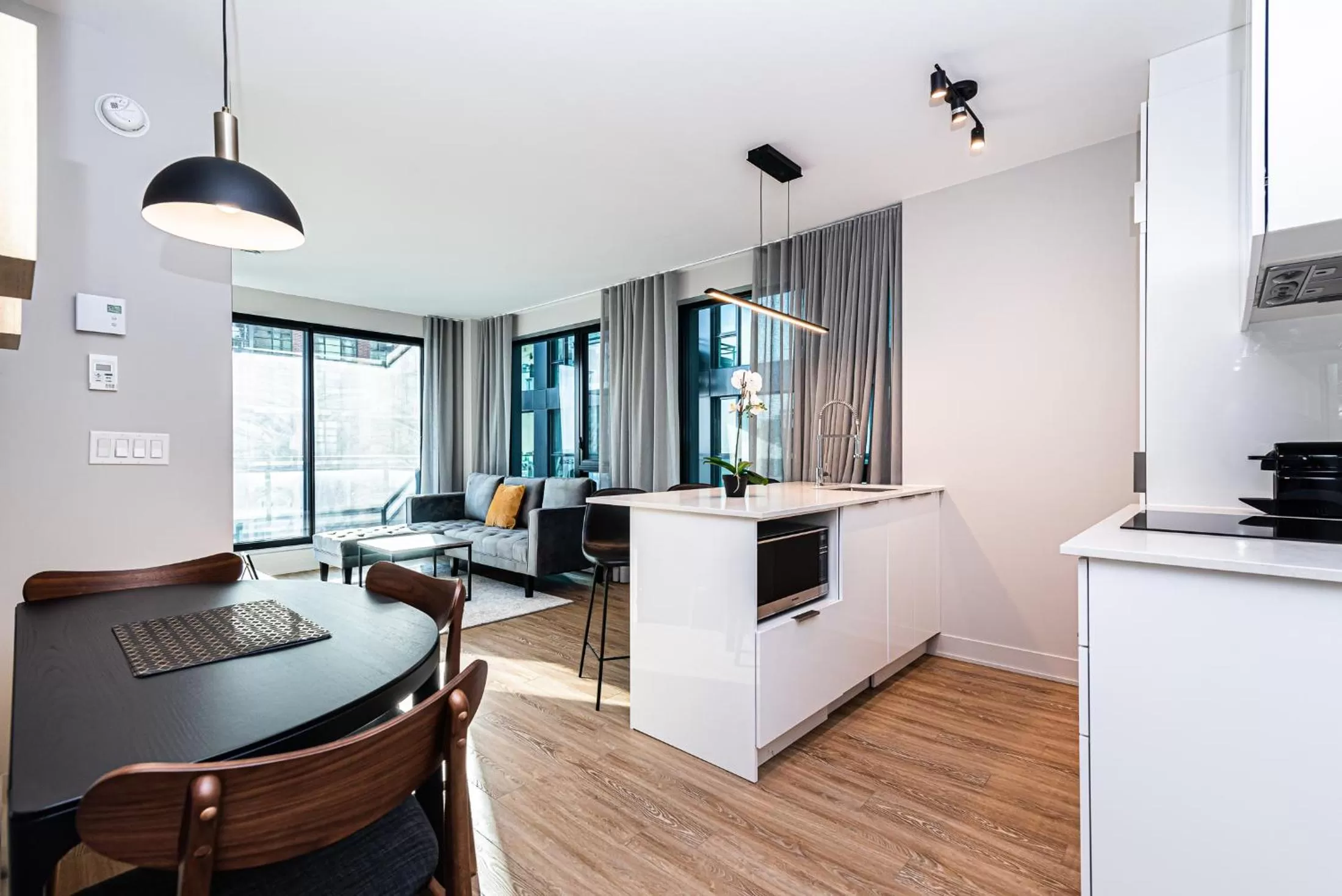Kitchen or kitchenette in WERFY Luxury Apart-Hotel