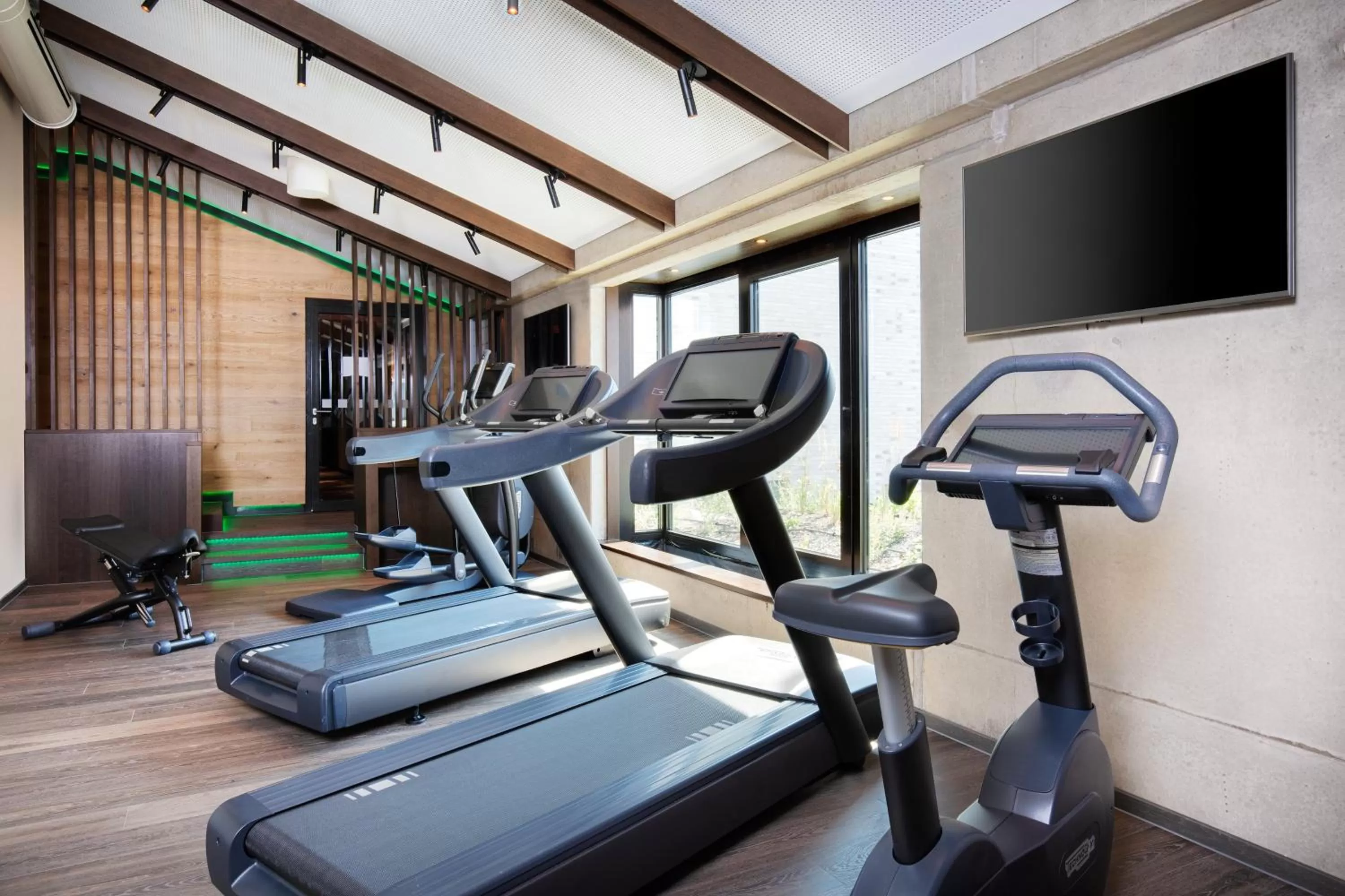 Fitness centre/facilities in Holiday Inn - Osnabrück by IHG