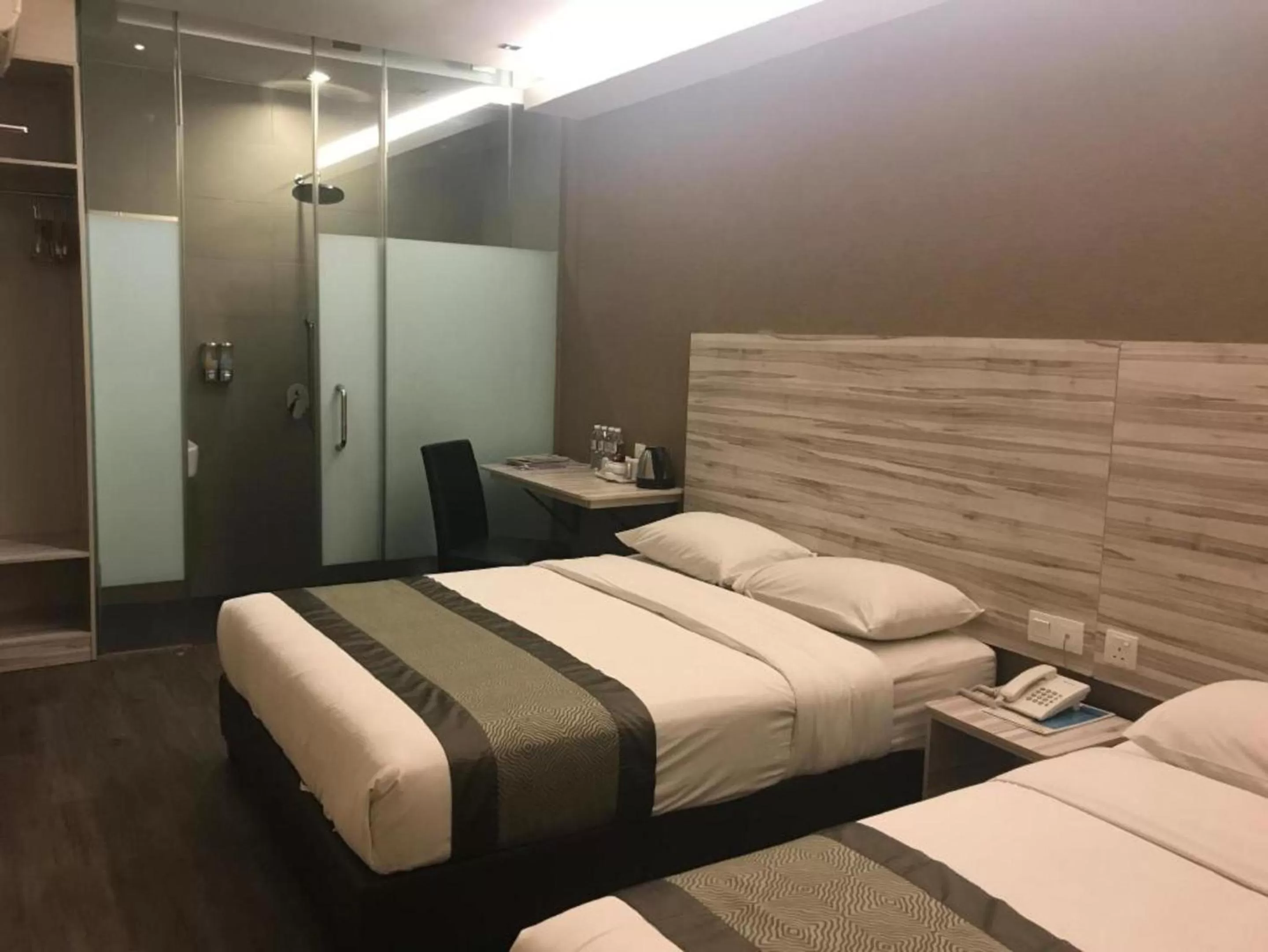 Bedroom, Bed in Hotel Austin Paradise - Taman Pulai Utama