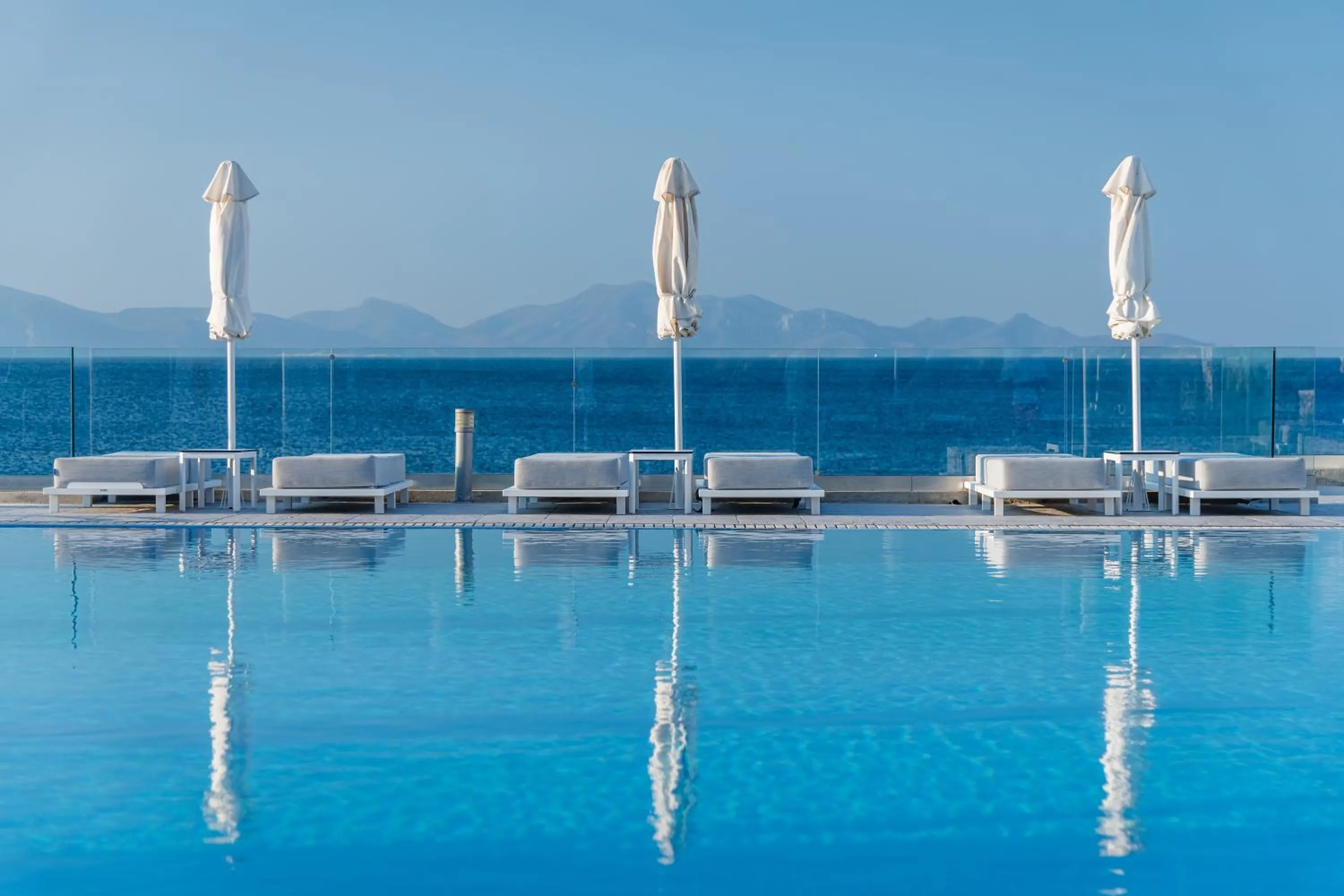 Swimming pool in Dimitra Beach Hotel & Suites