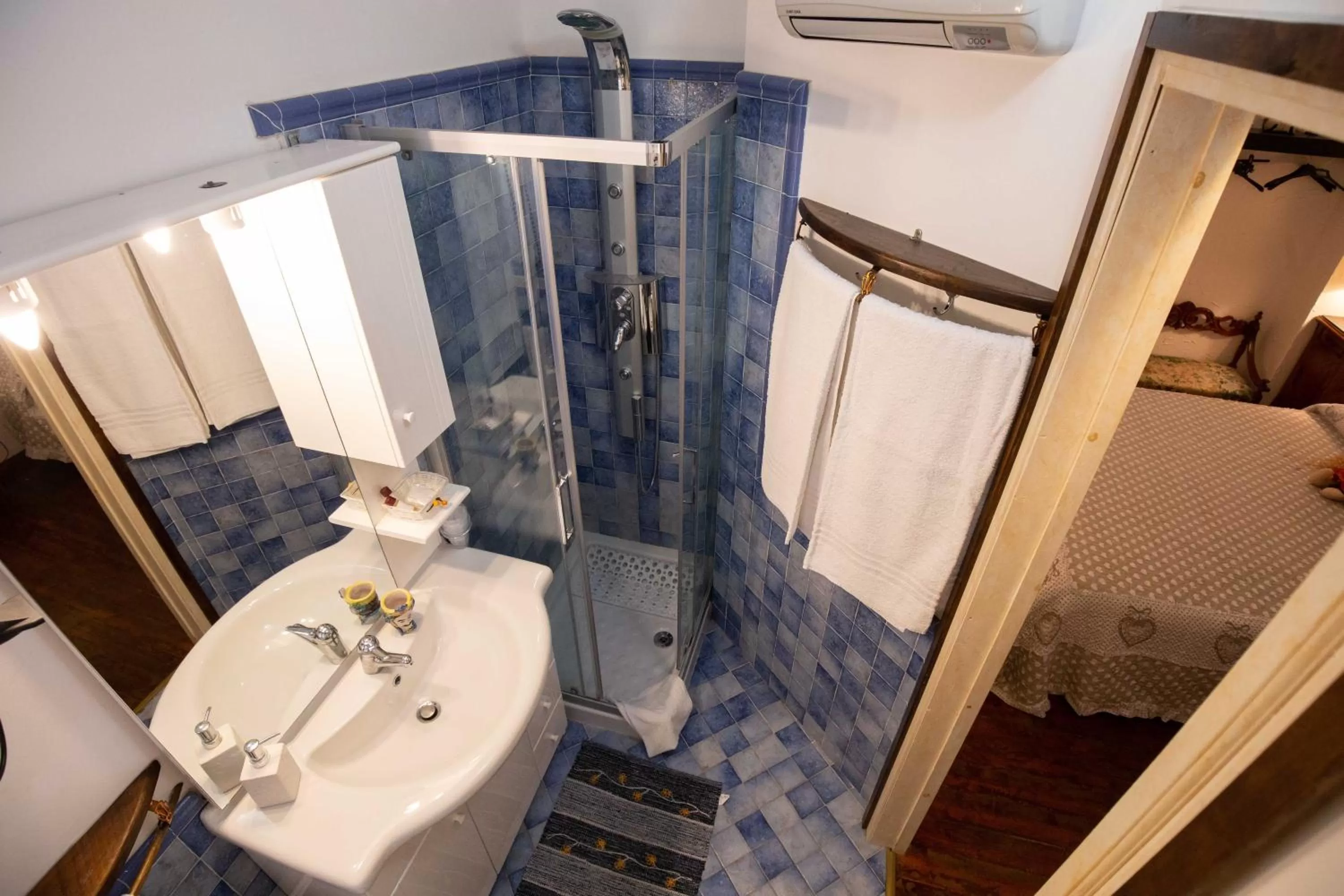 Bathroom in La Casa In Pietra