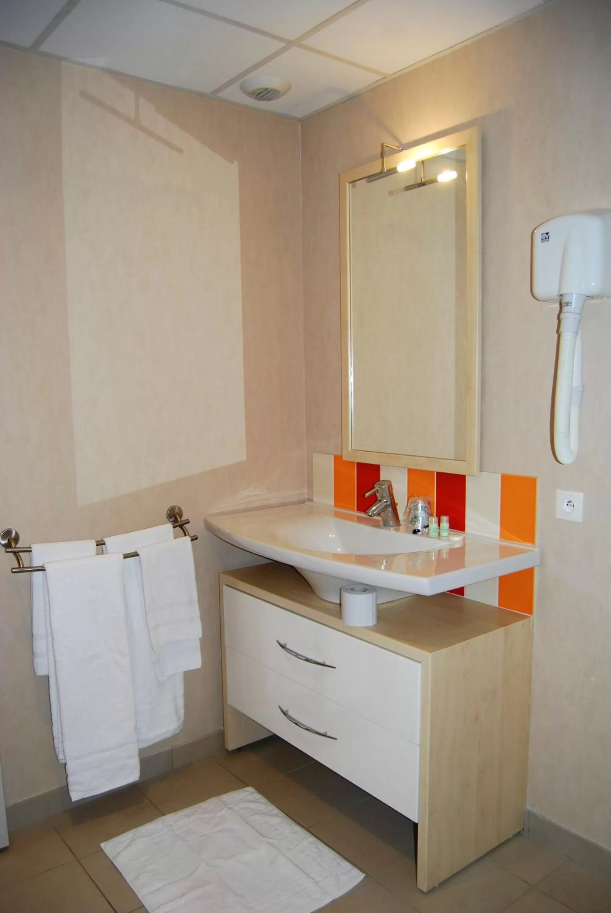 Bathroom in Le Logis De La Lys