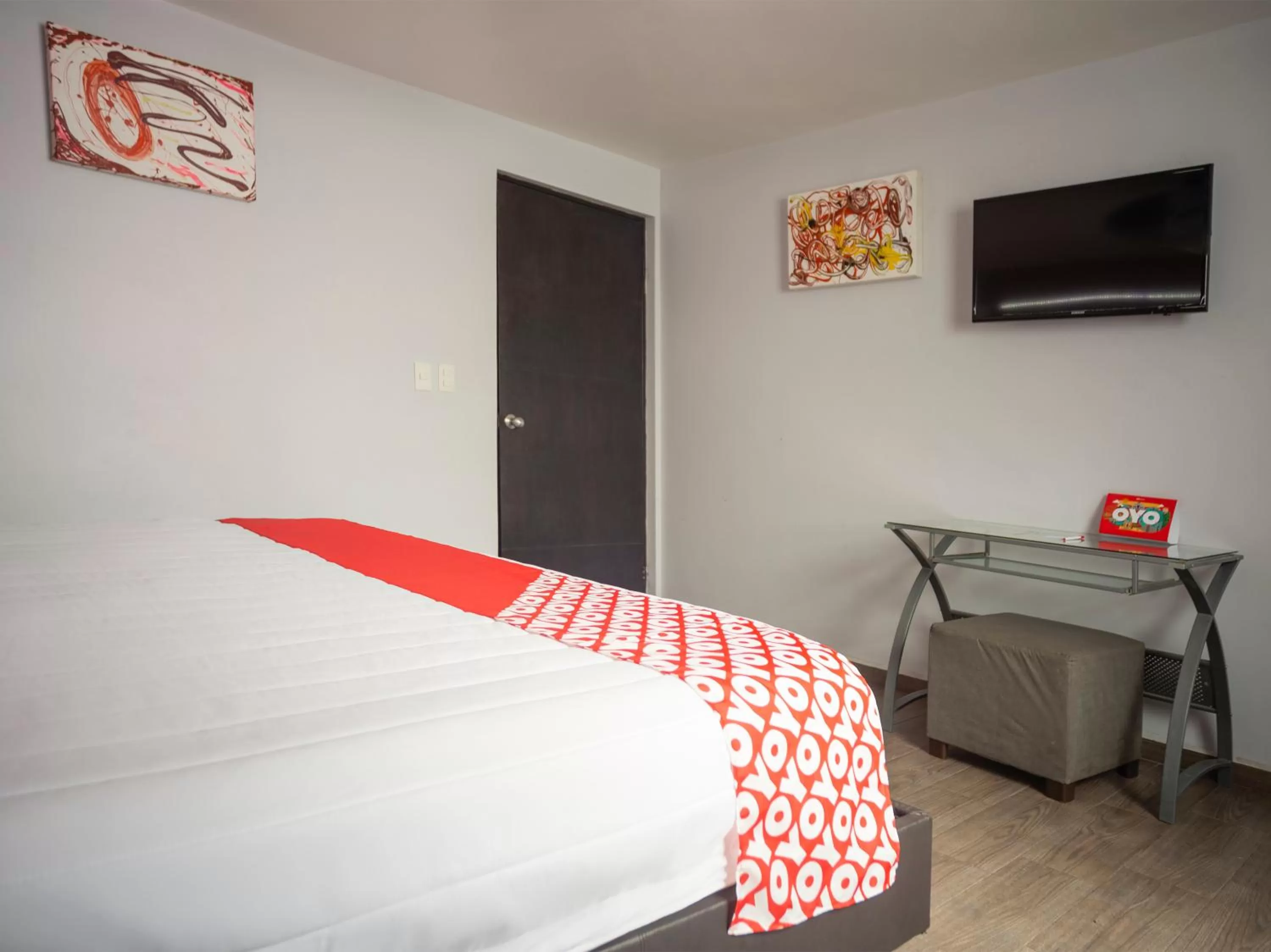 Bedroom, Bed in ADHOC Express