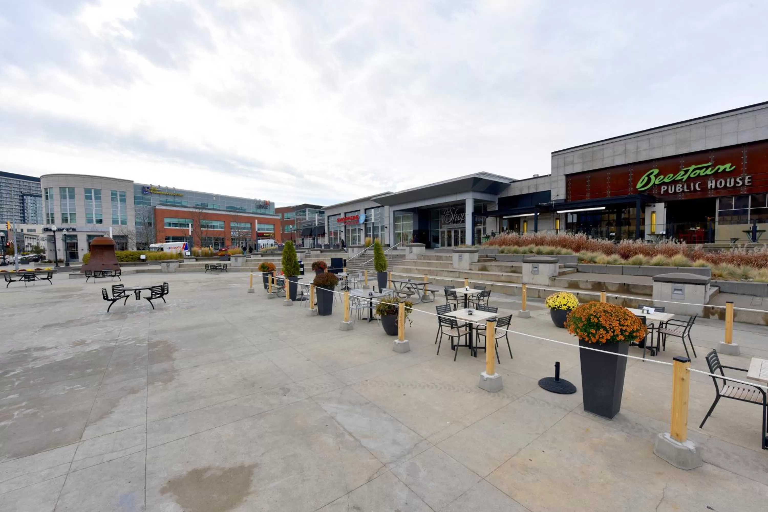 Shopping Area in Staybridge Suites - Waterloo - St. Jacobs Area