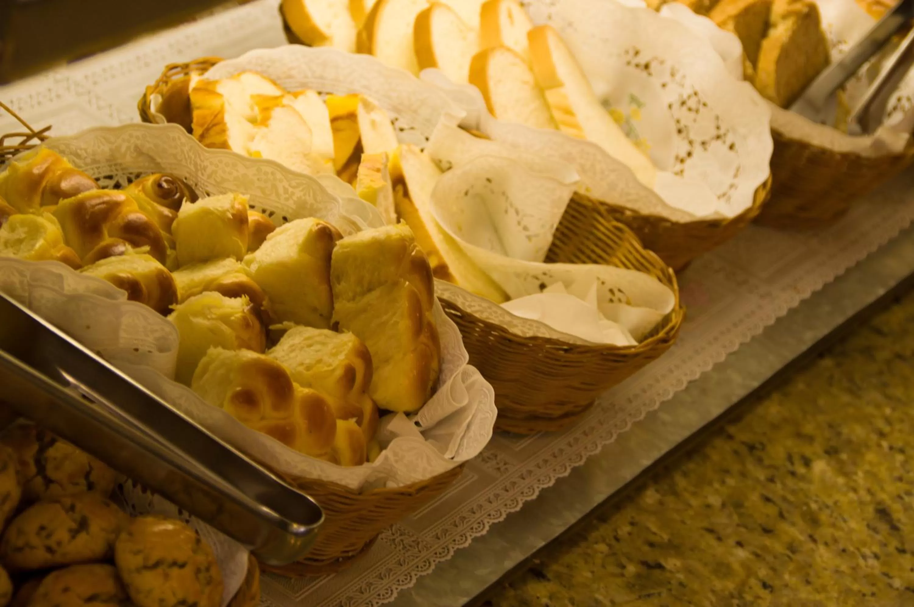 Food and drinks in Premium Executive Hotel Itabira