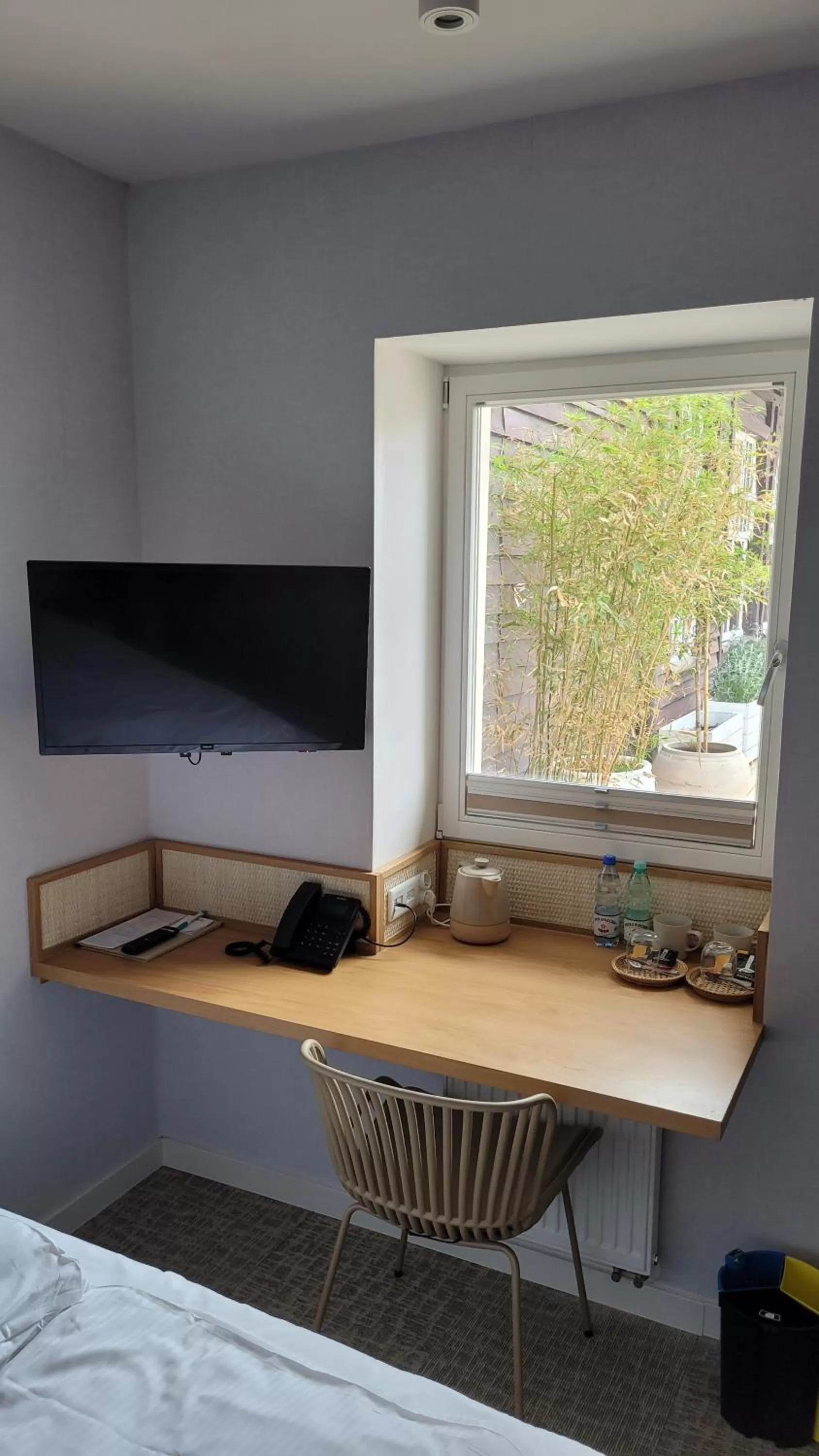 TV and multimedia, Seating Area in Hotel Zhong Hua