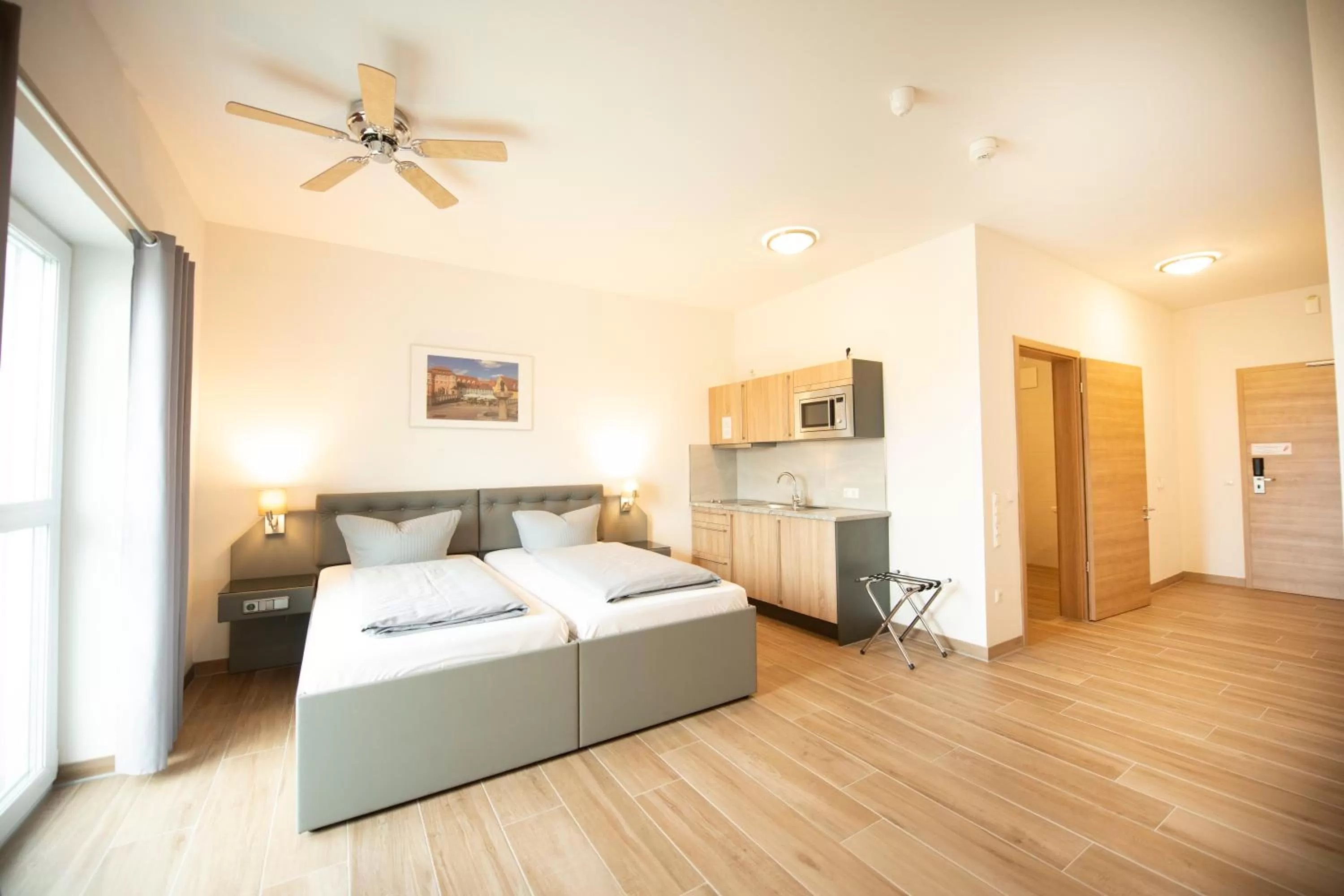 Bed in Stadthotel Donauwörth