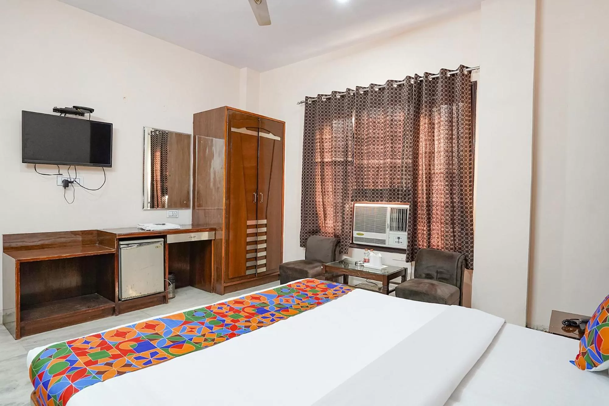 TV and multimedia, Bed in FabHotel De Gold