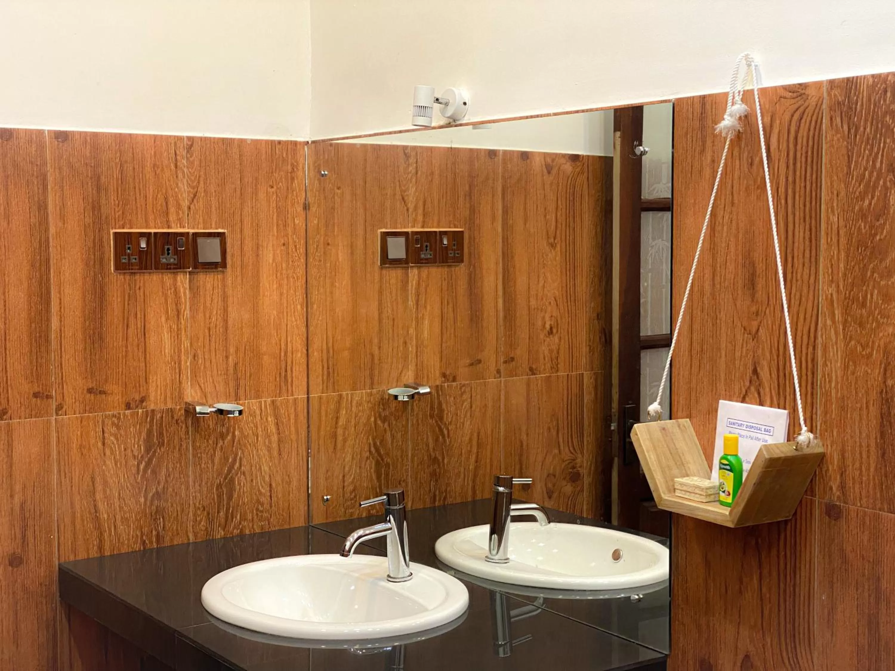 Toilet, Bathroom in Levon Boutique Hotel