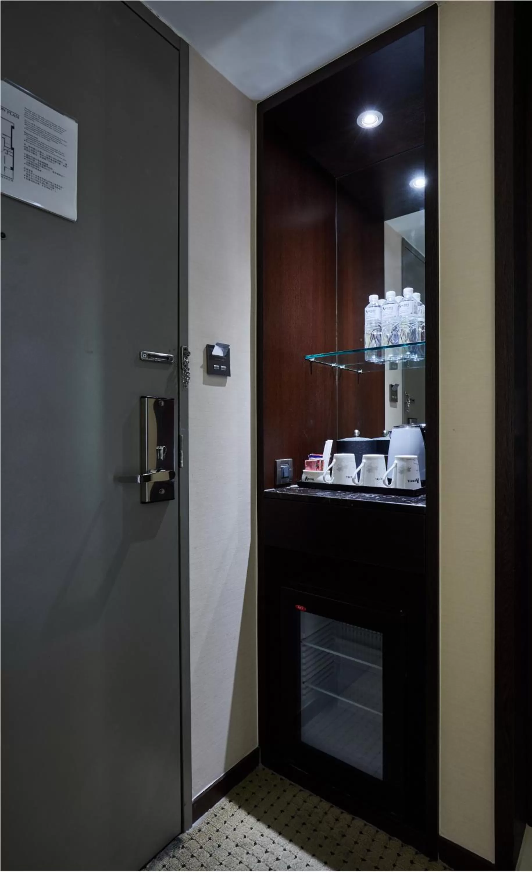 minibar in K Hotel Taipei Dunnan