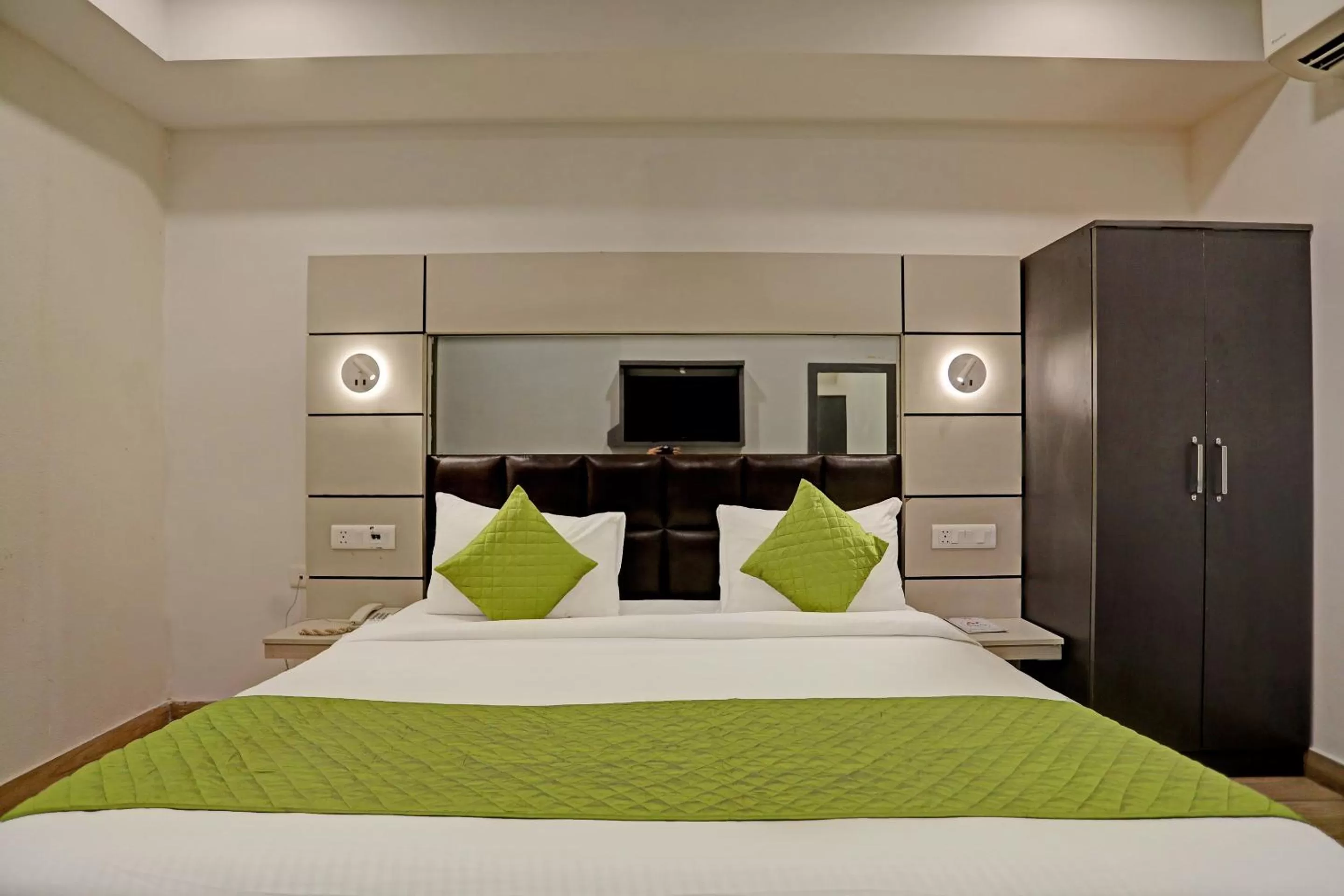 Bed in Hotel Royal Saffron By F9 Hotels