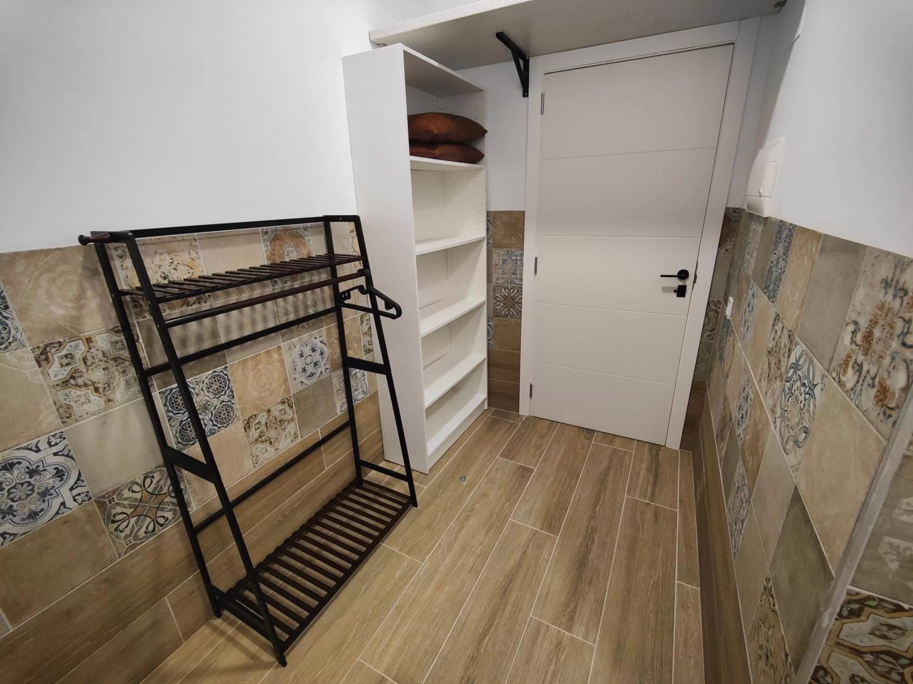 wardrobe in Hotel Apartamentos Pueblo Mar