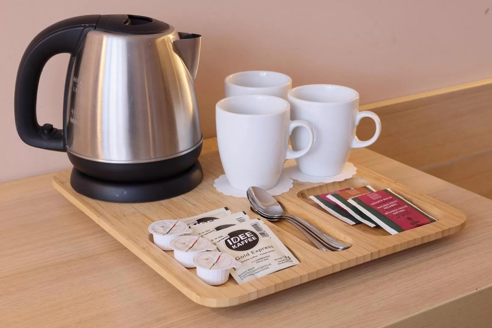Coffee/tea facilities in Amarilis