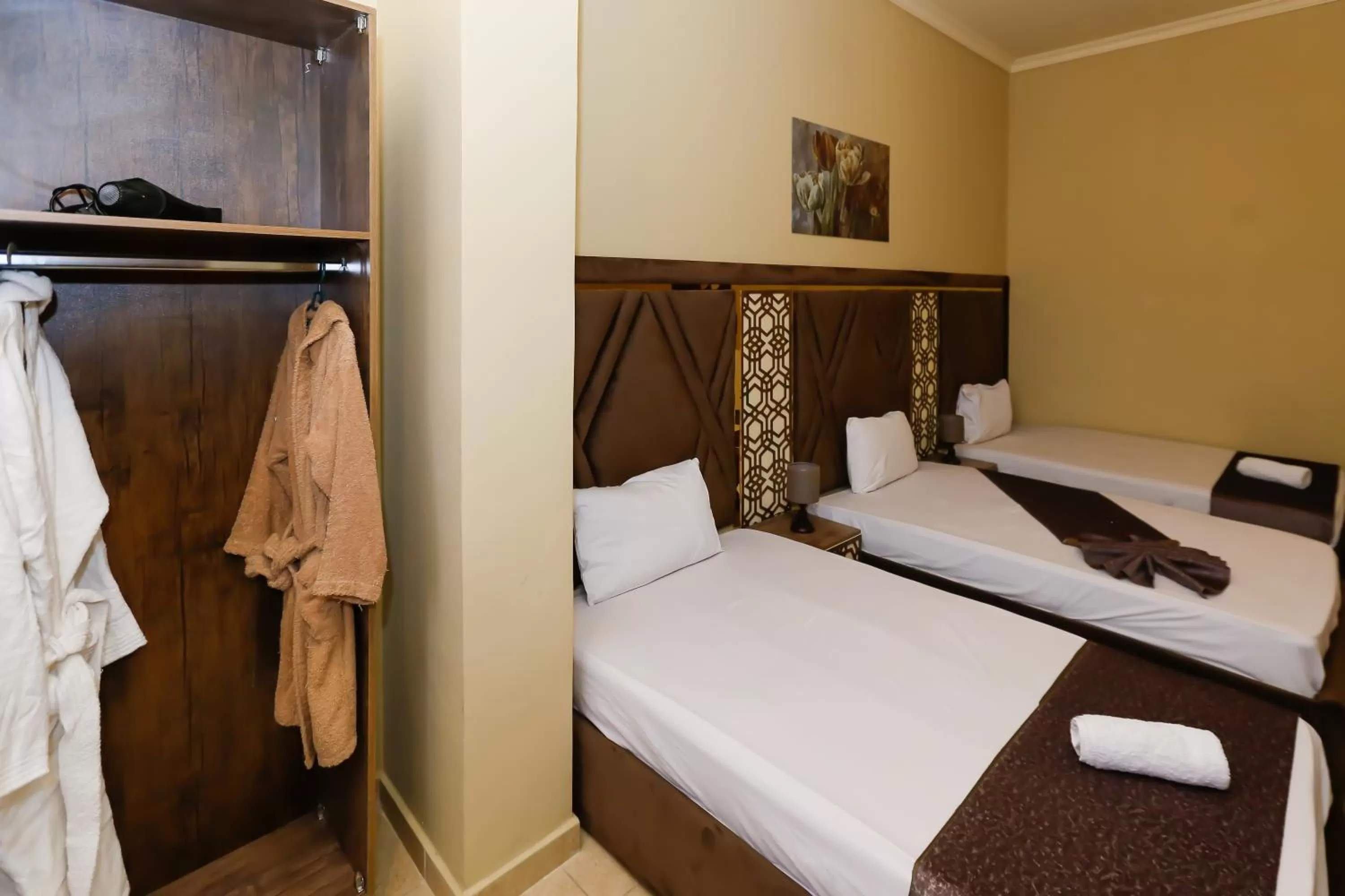 Bed in King Cheops Inn - Pyramid View