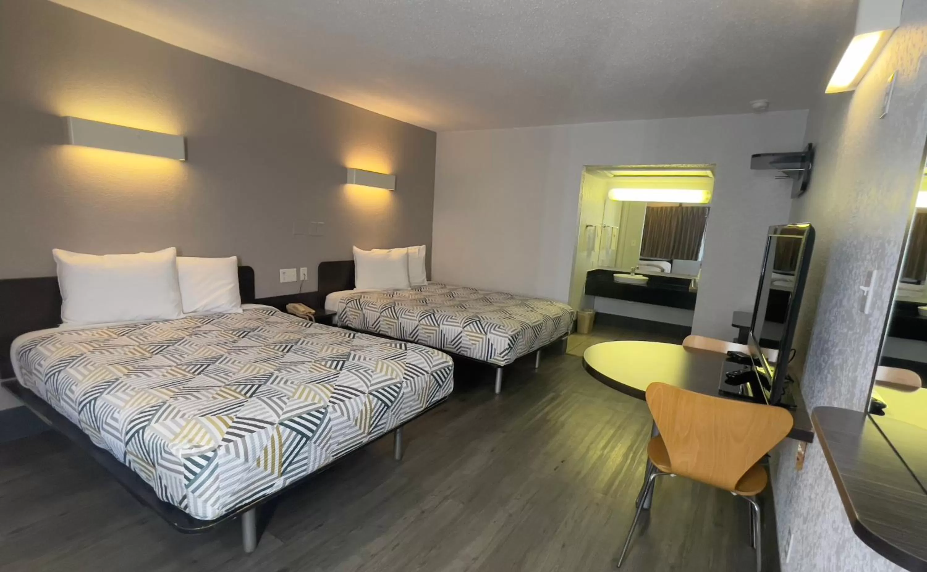 Bed in Motel 6-Sallisaw, OK