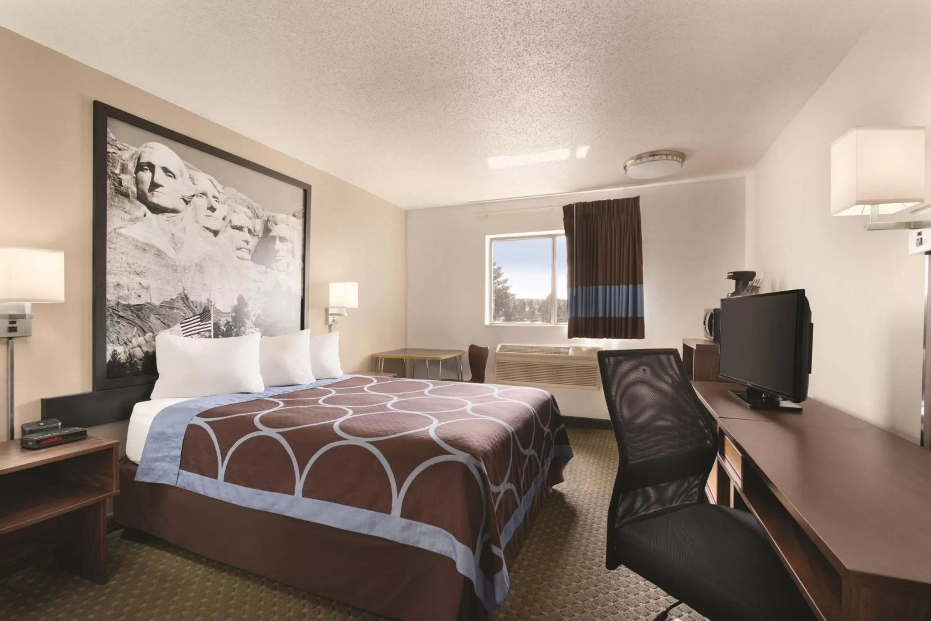 Photo of the whole room, Bed in Super 8 by Wyndham Custer/Crazy Horse Area