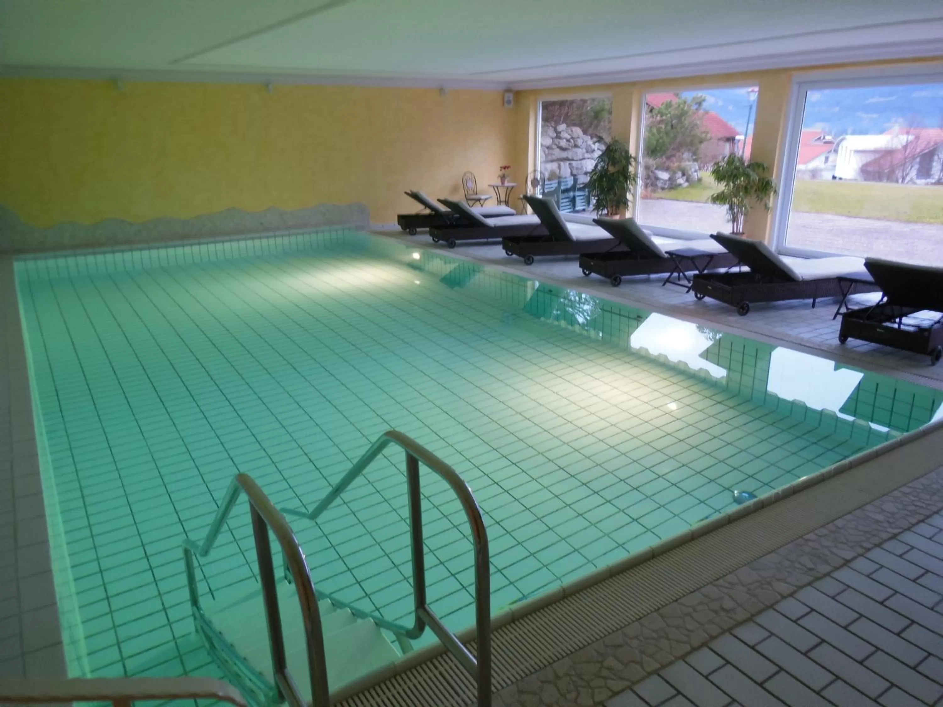 Swimming pool in Parkhotel Tannenhof
