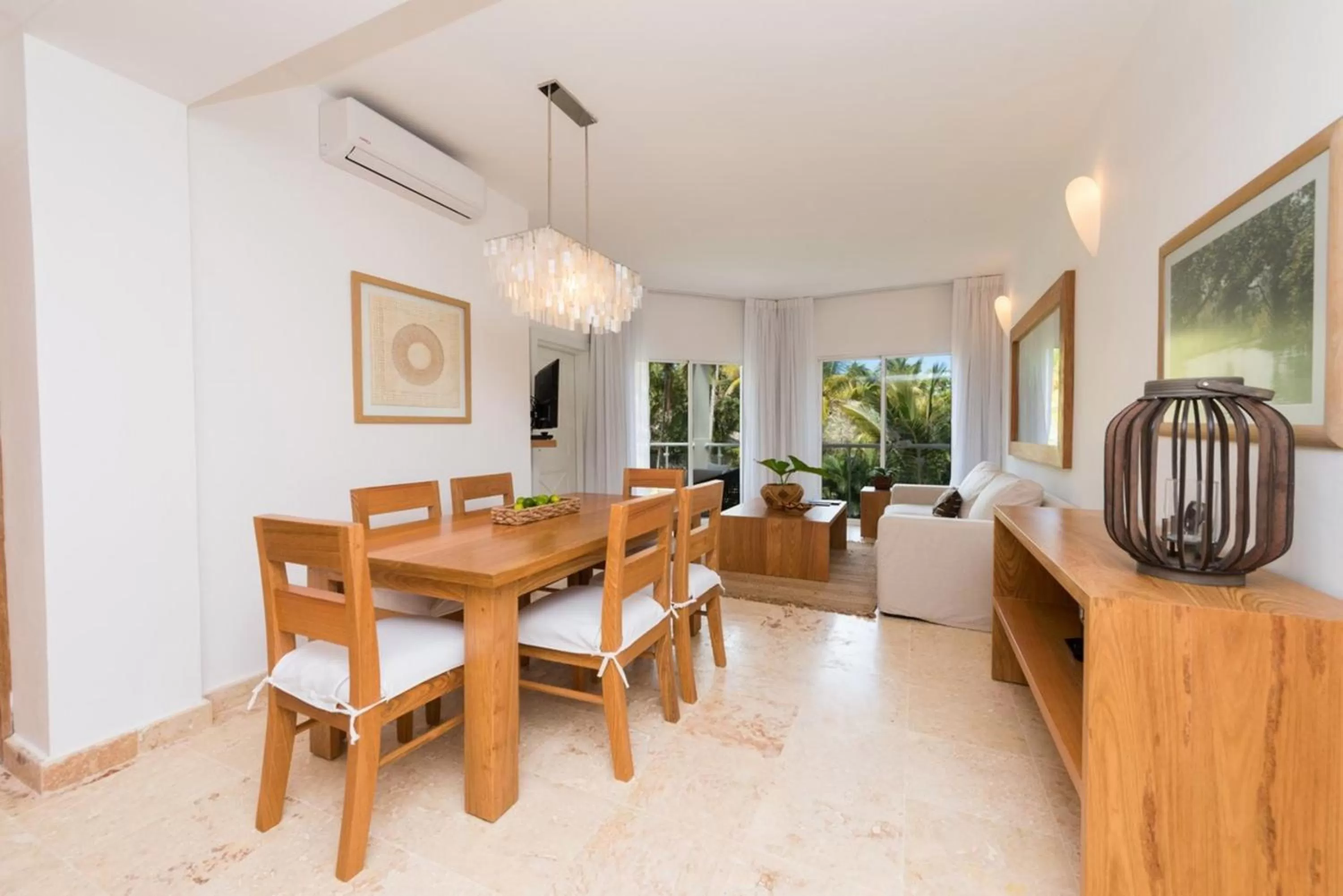 Superior Two-Bedroom Apartment in Coson Bay