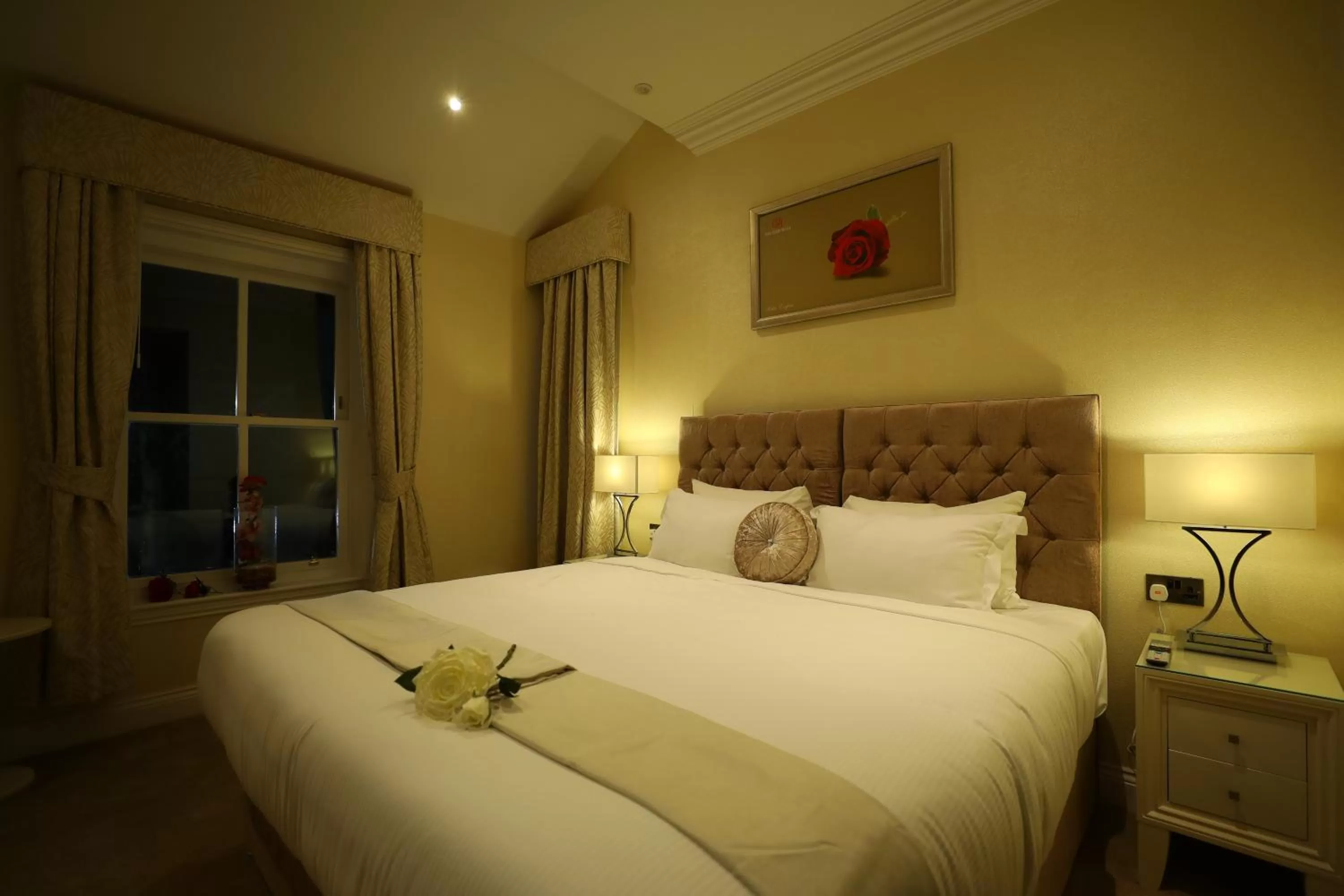 Bed in The Old Hall Hotel