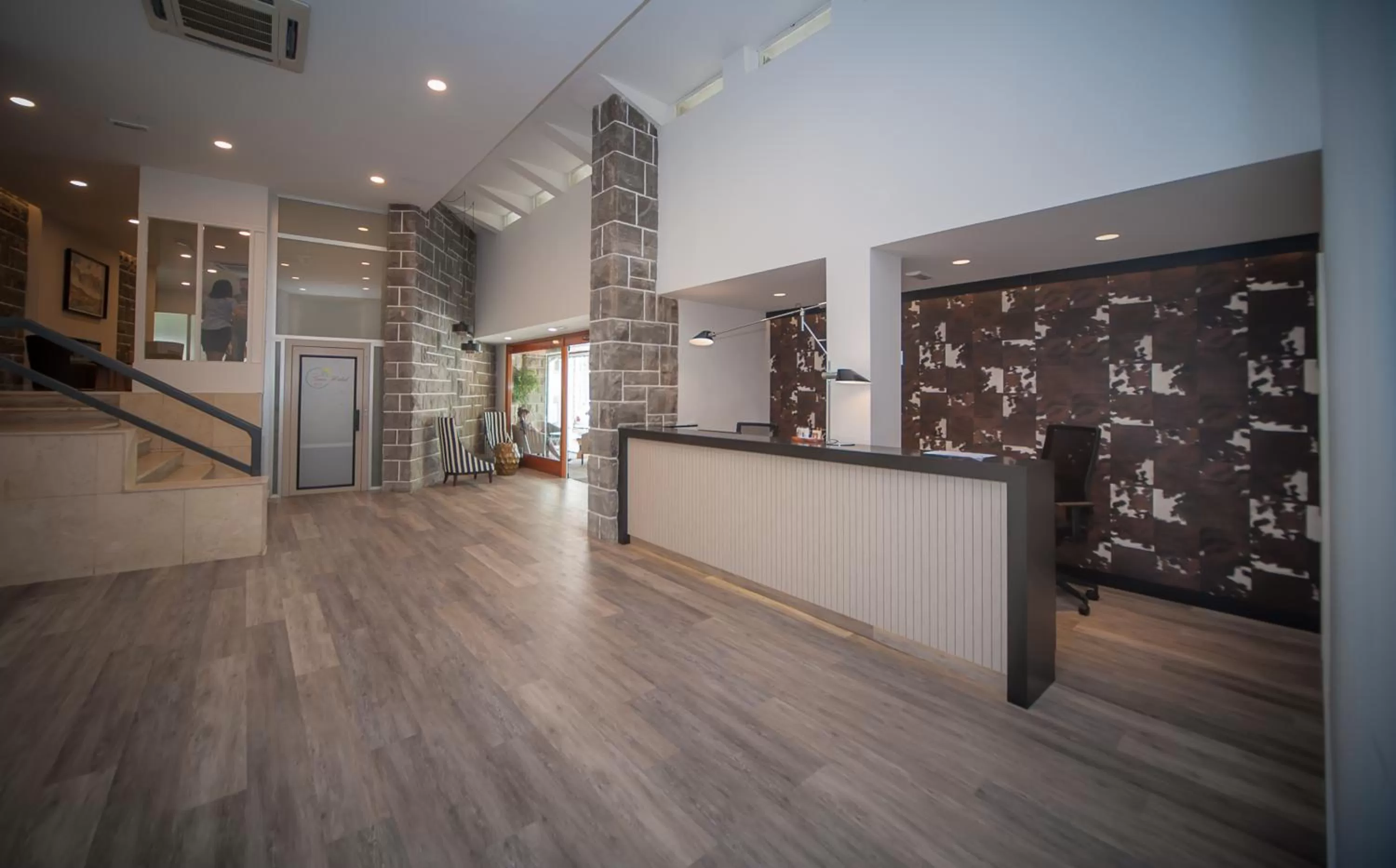 Lobby or reception in Gran Hotel de Jaca