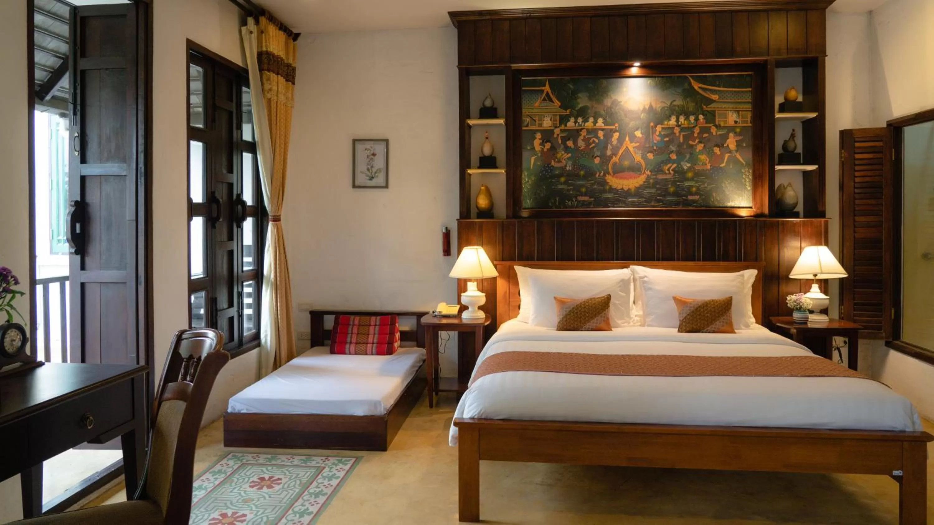 Photo of the whole room, Bed in Cheva Gallery Boutique Hotel