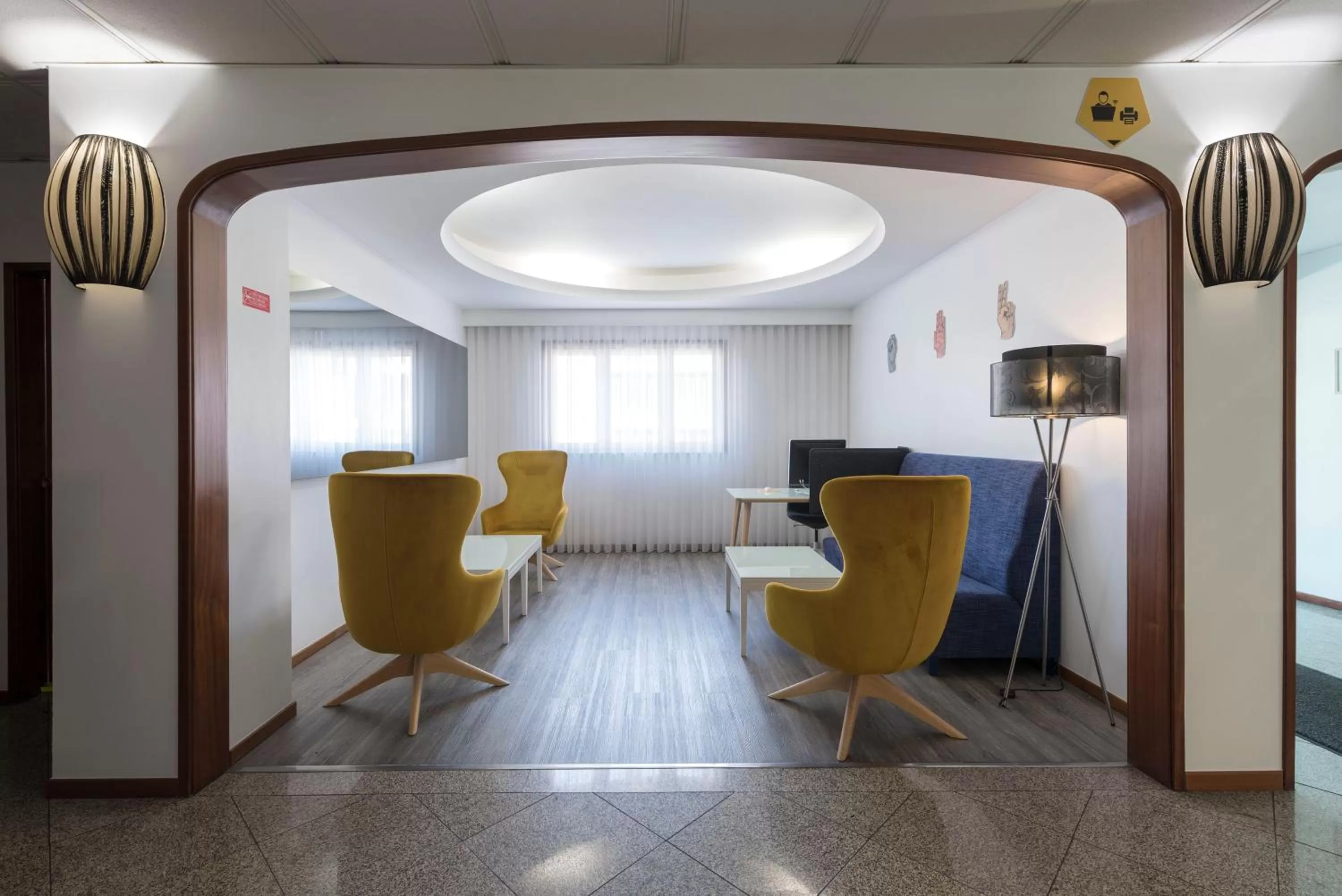 Communal lounge/ TV room in Varzinn Hotel