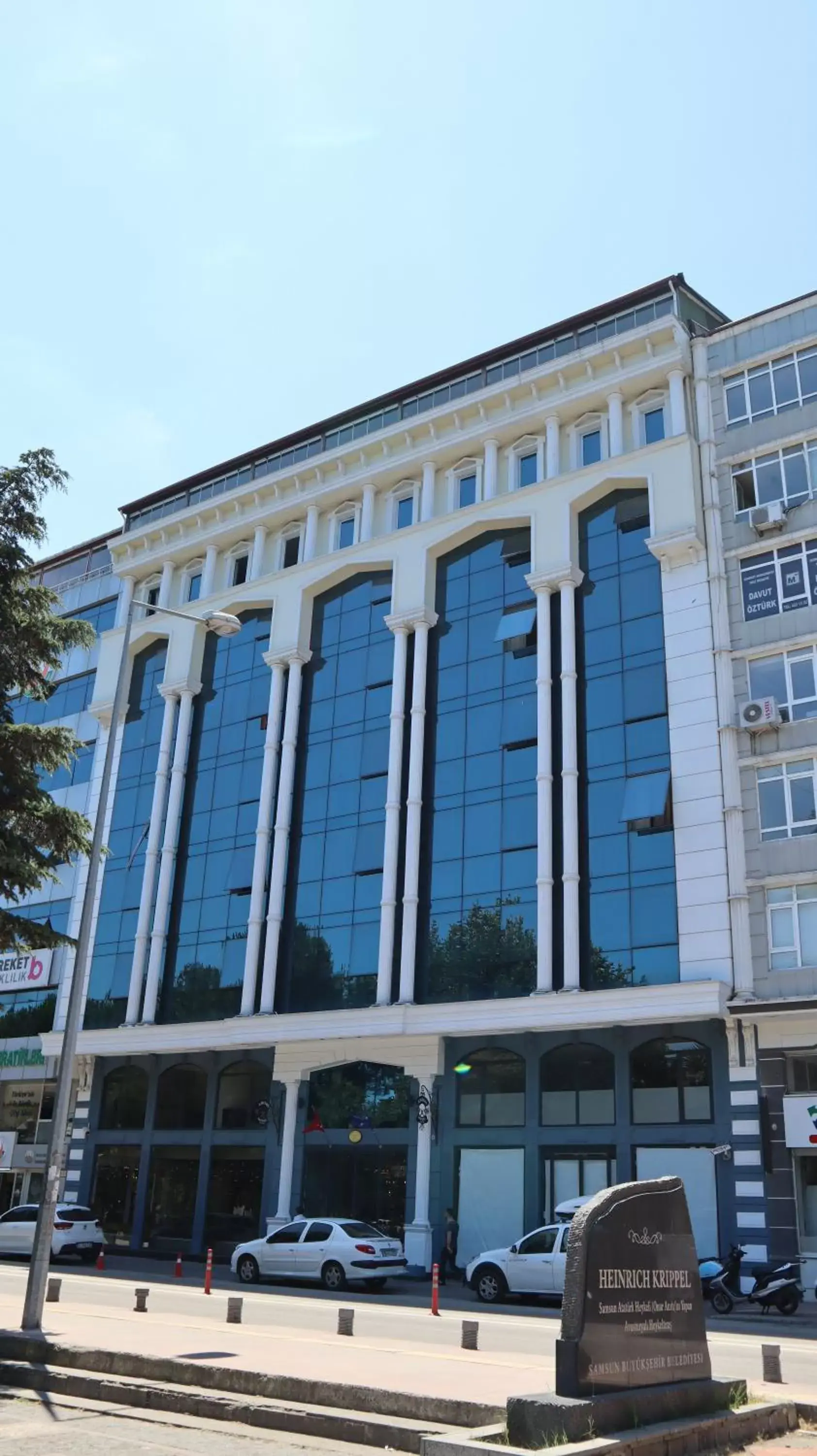 Property Building in Amisos Hotel Property Building in Amisos Hotel