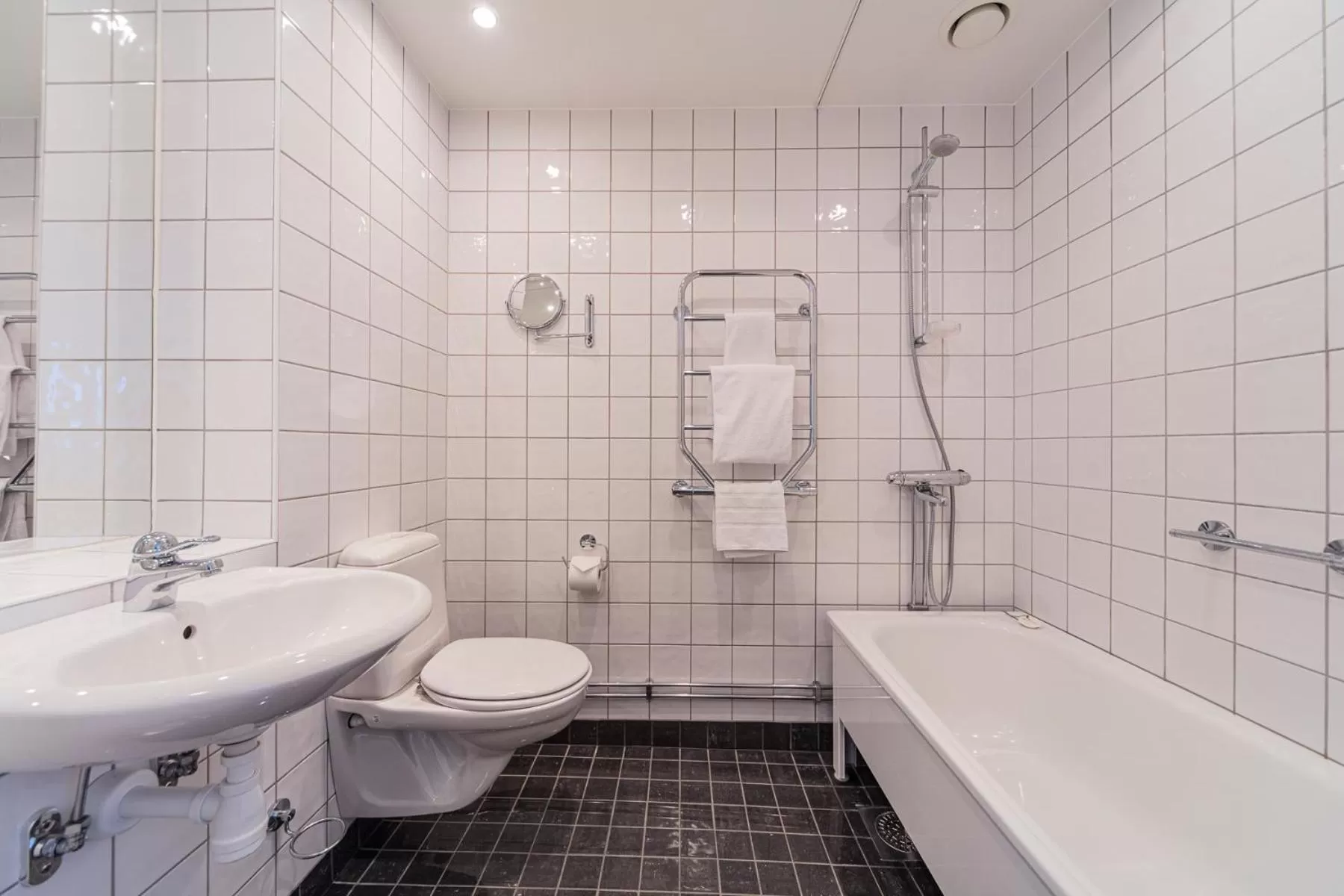 Bathroom in Landvetter Airport Hotel, Best Western Premier Collection