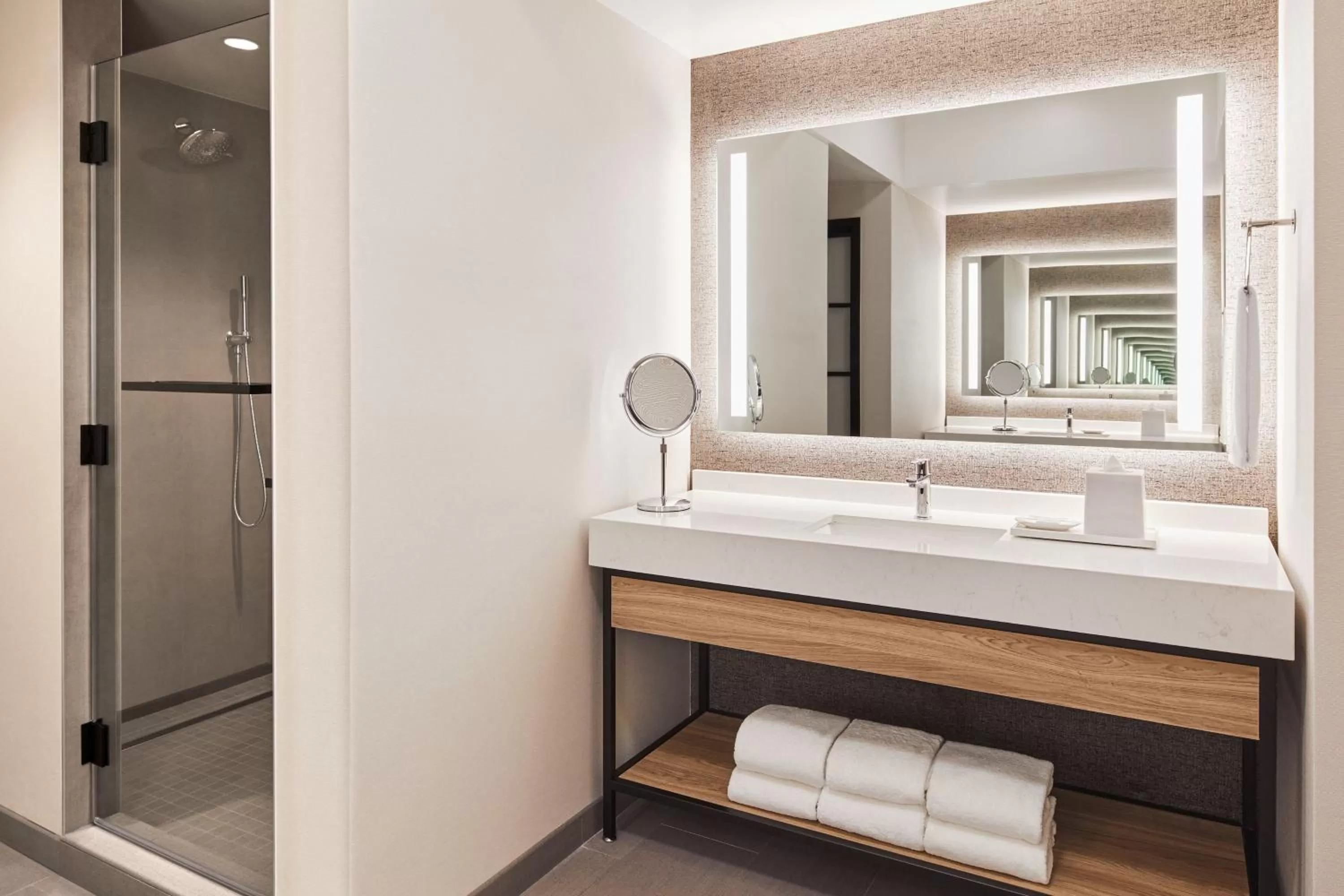 Bathroom in Sheraton Phoenix Downtown