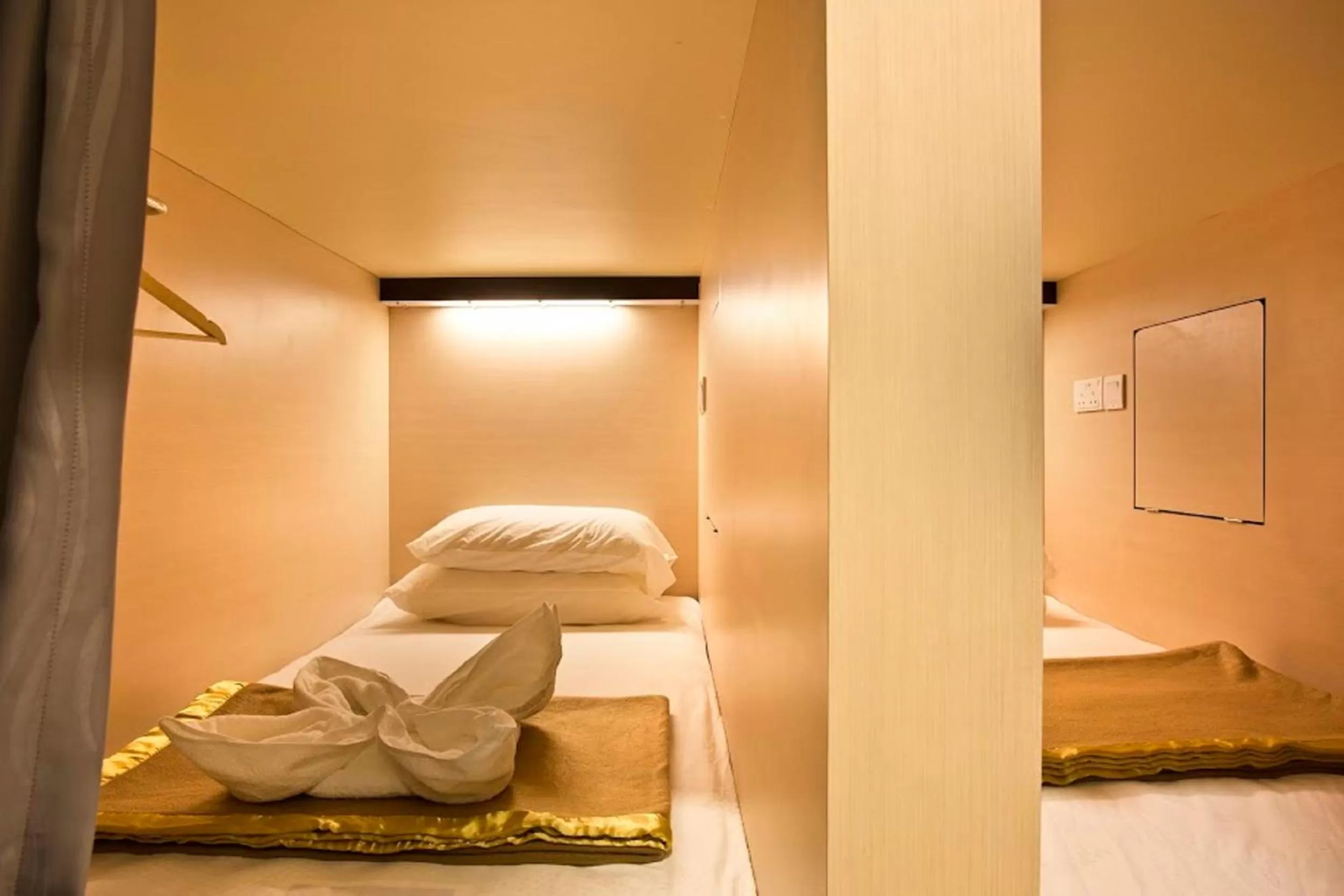 Photo of the whole room, Bed in 7 Wonders Boutique Capsule