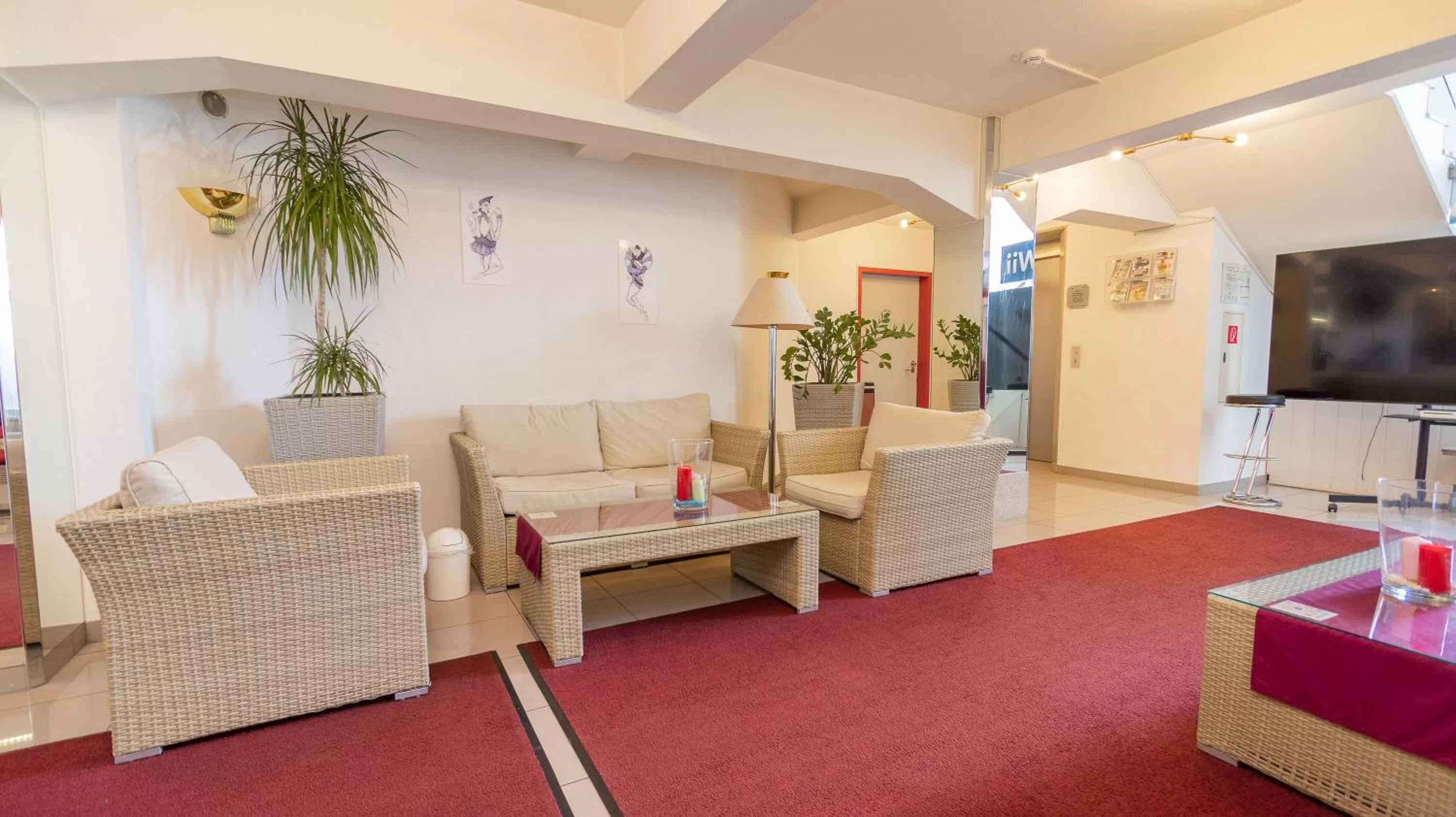 Lobby or reception, Seating Area in LeoMar Hotel