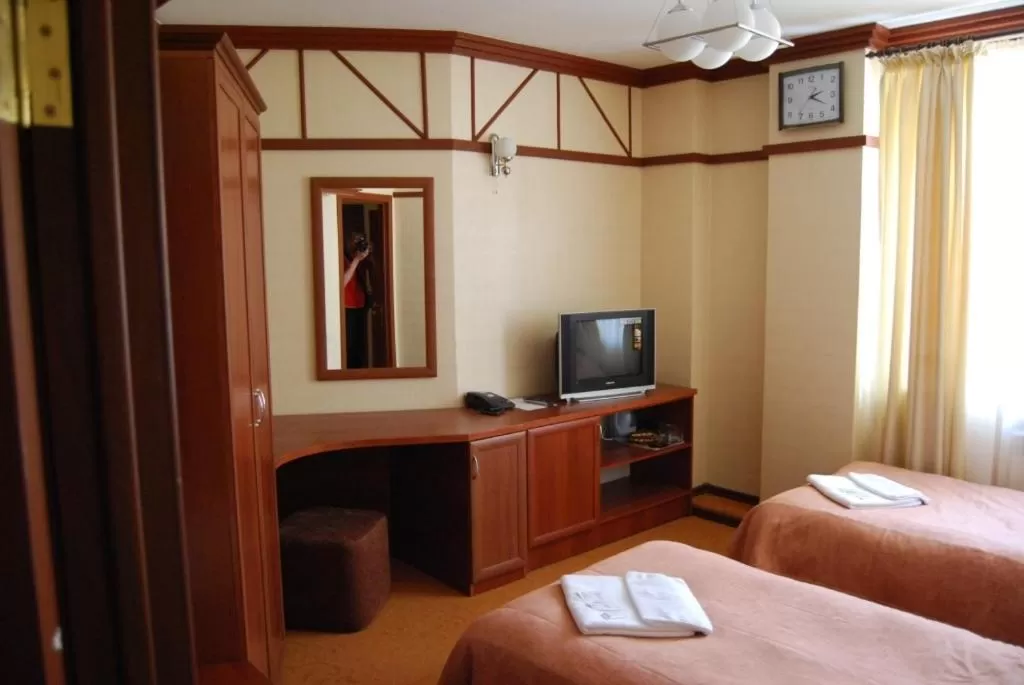 TV and multimedia, TV/Entertainment Center in Alpen Ville