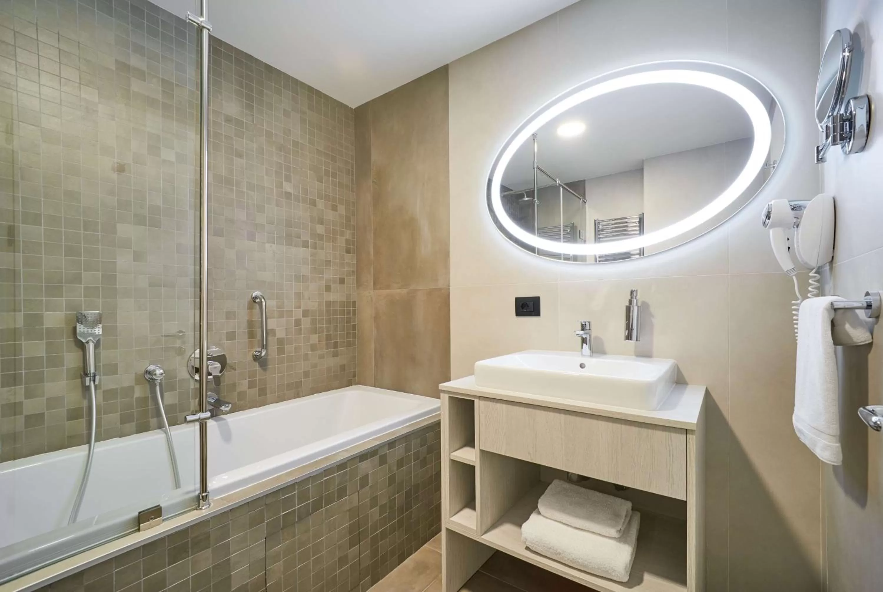 Bathroom in Radisson Hotel City Centre Odesa