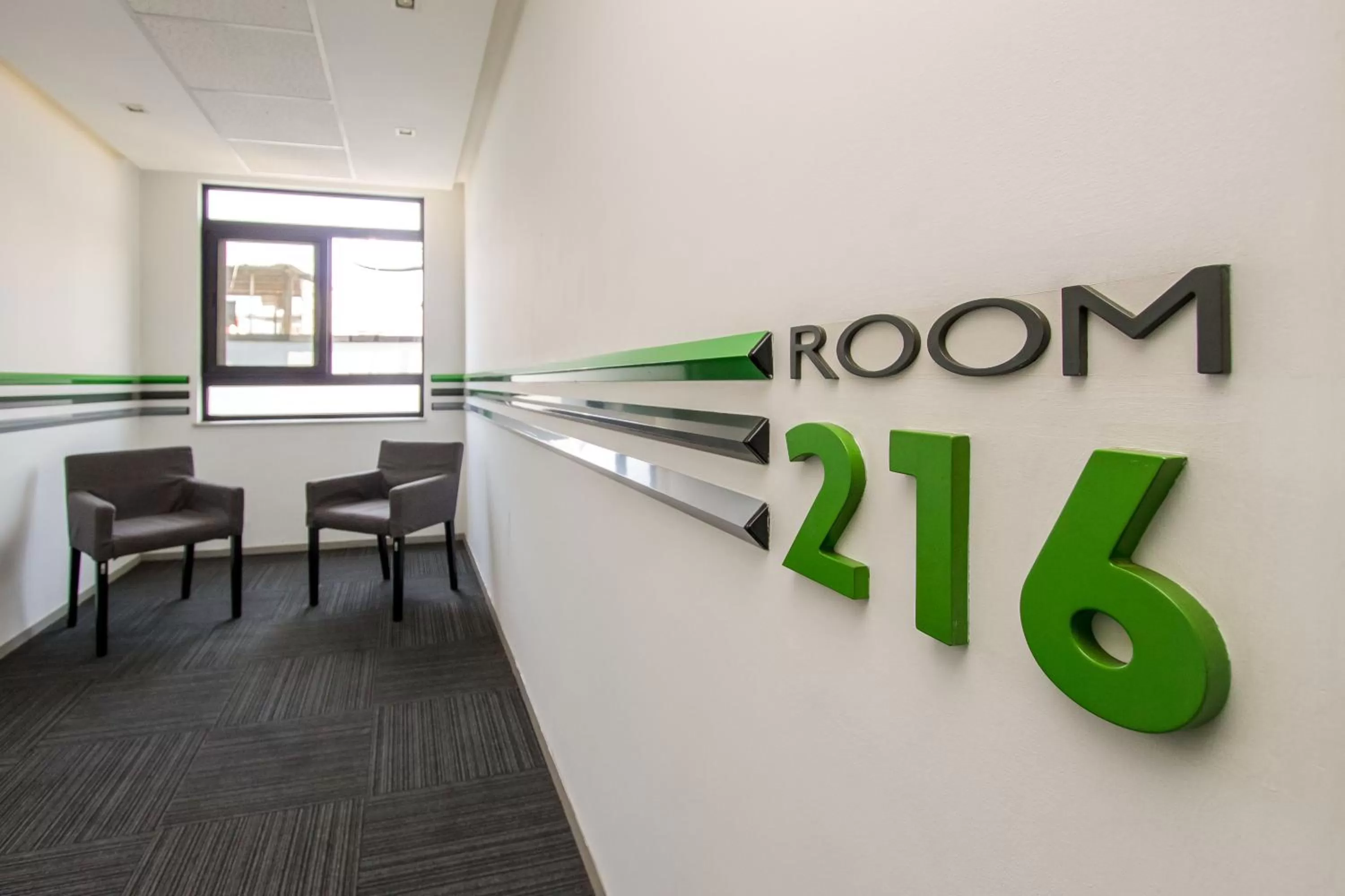 Decorative detail in Imperial Hotel Express