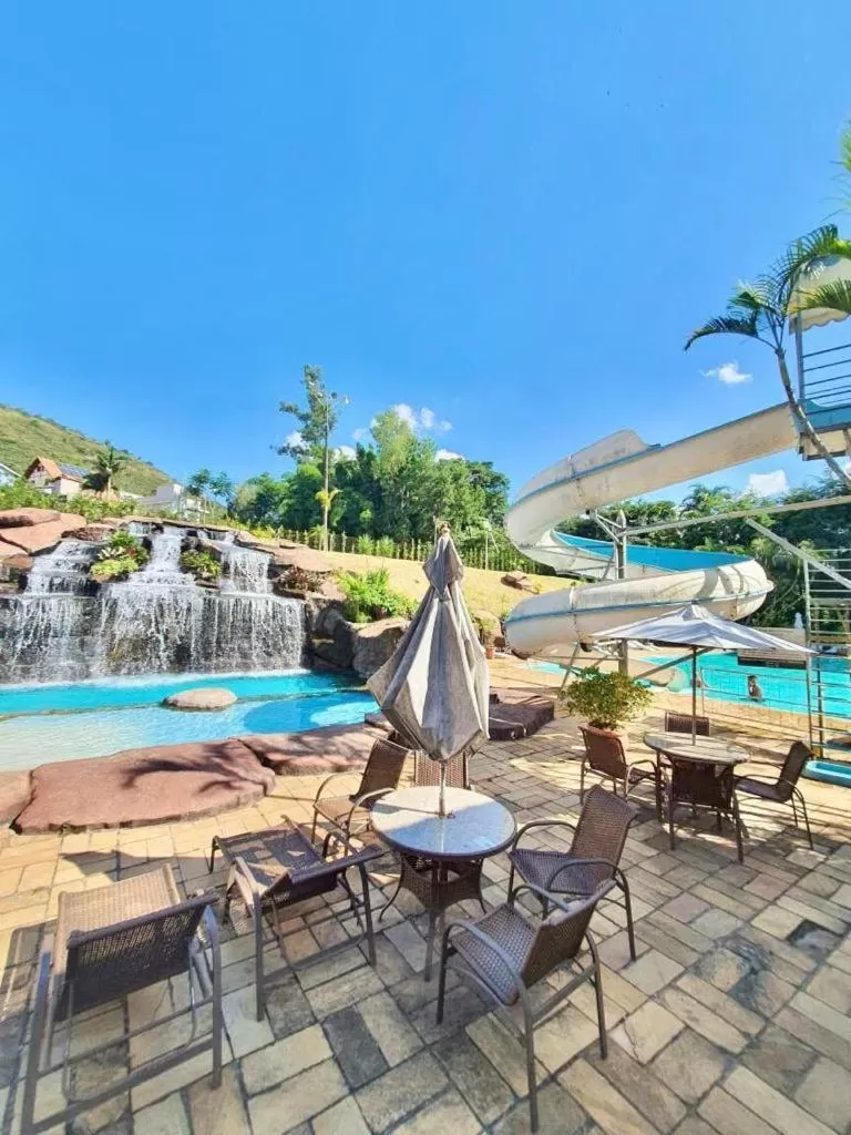 Swimming Pool in Pousada Le Sapê