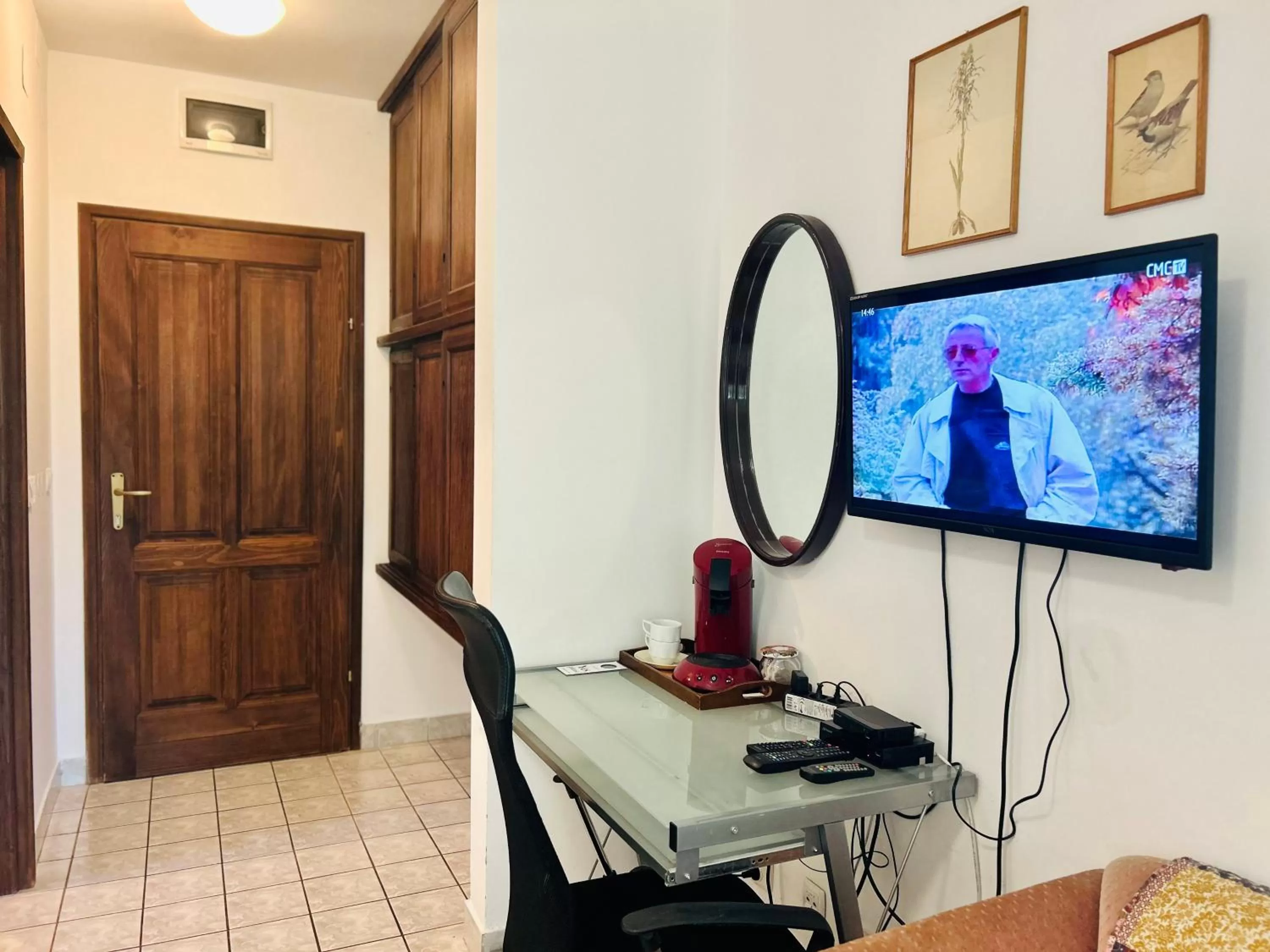 TV and multimedia, TV/Entertainment Center in Pansion Vila Vanda