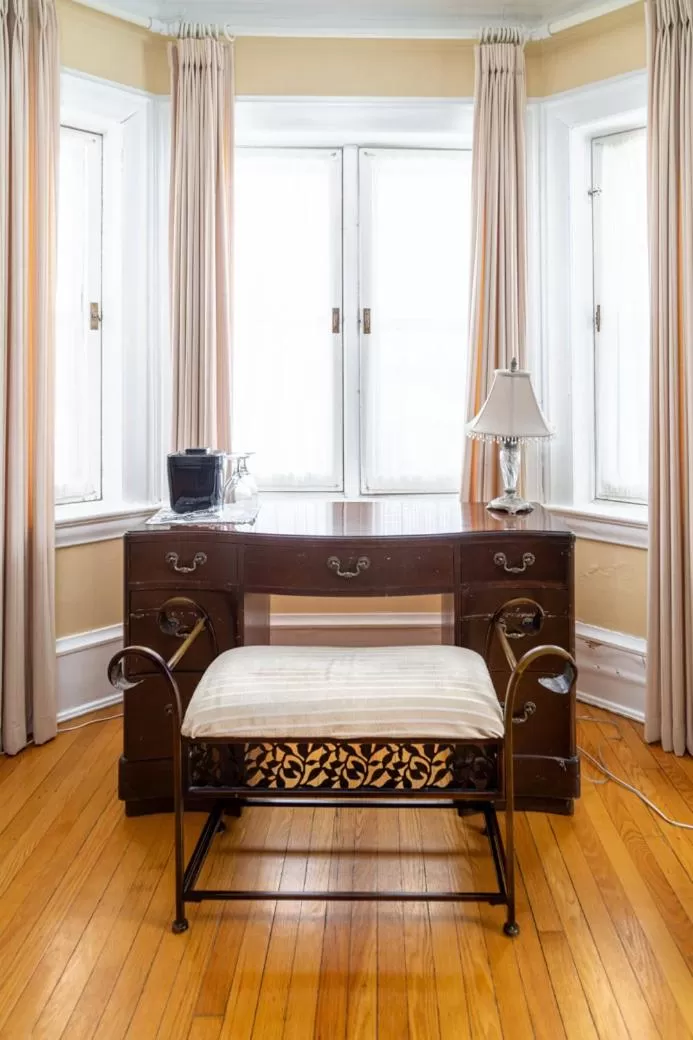 Seating Area in Grey Gables Inn
