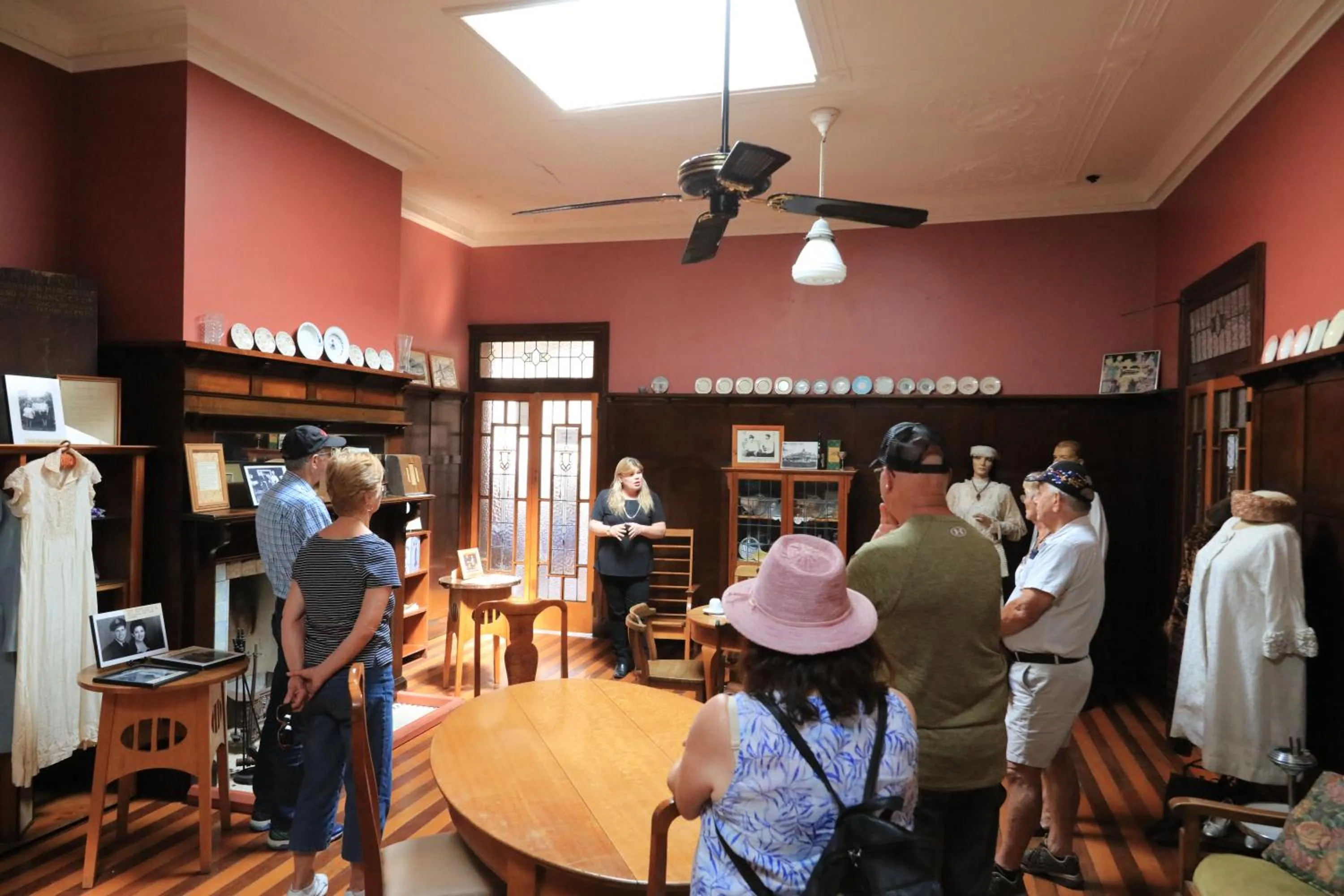 People in Hotel Corones