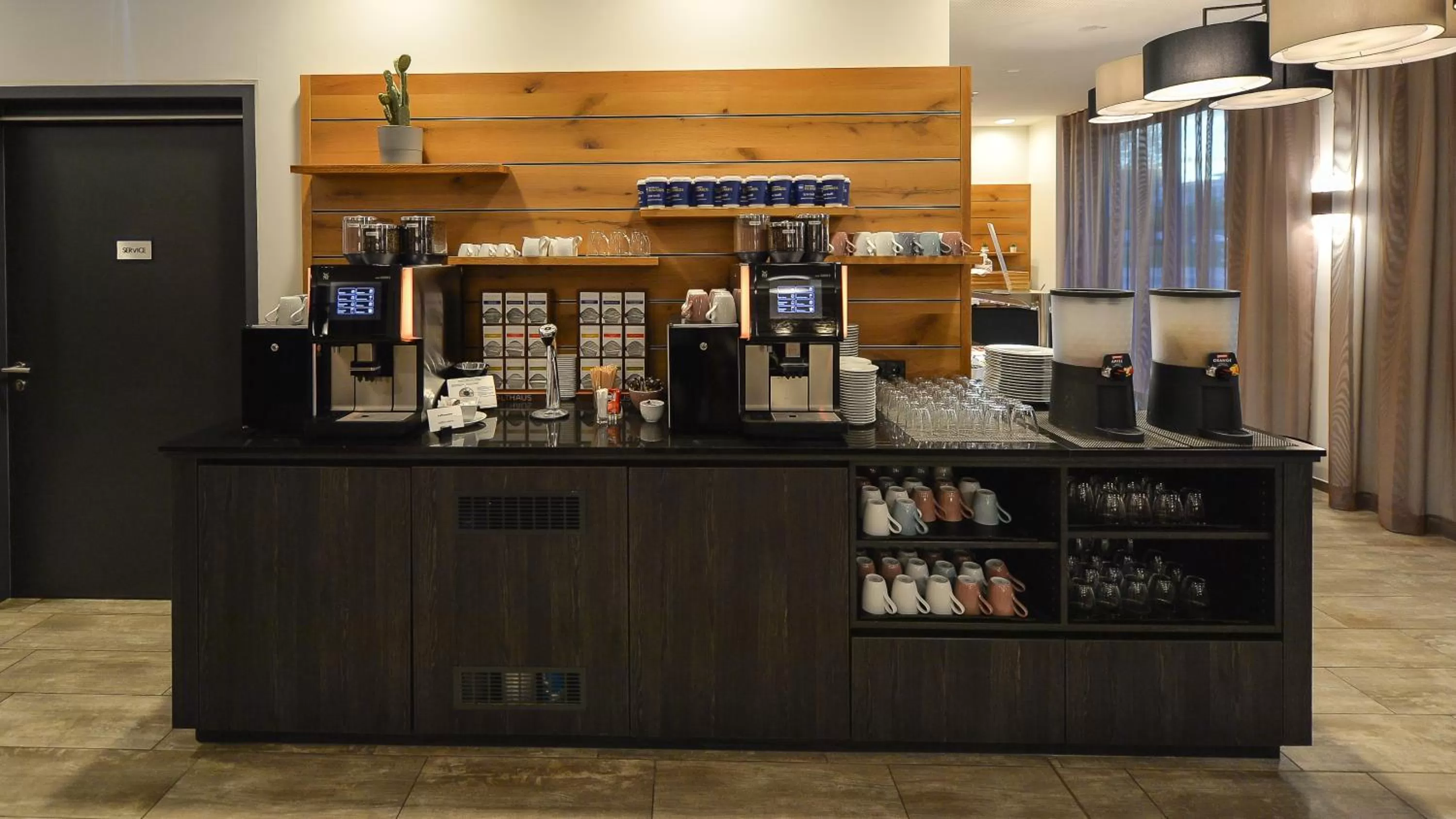 Coffee/tea facilities in Best Western Hotel Wiesbaden