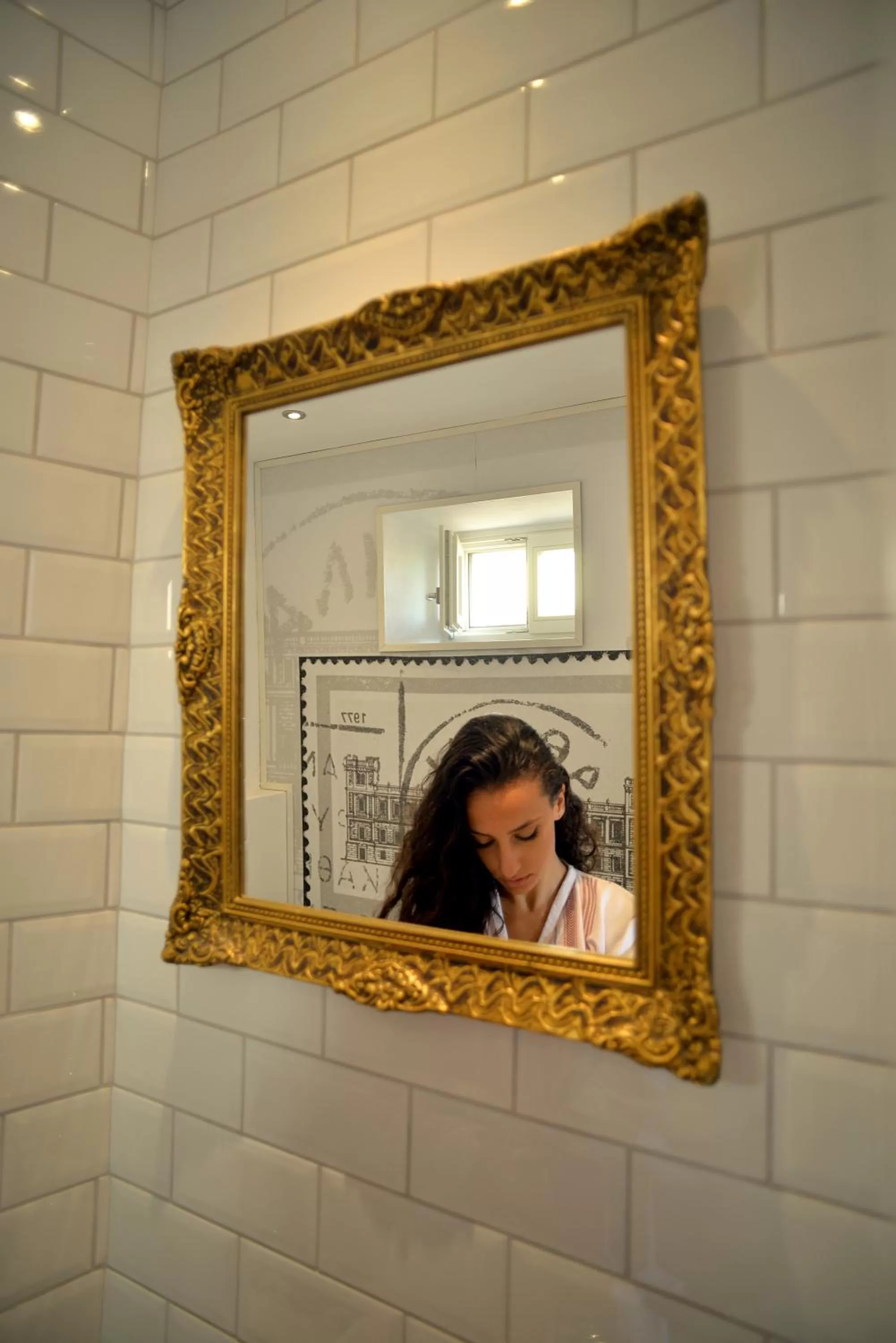 Bathroom in 1901 Hermoupolis