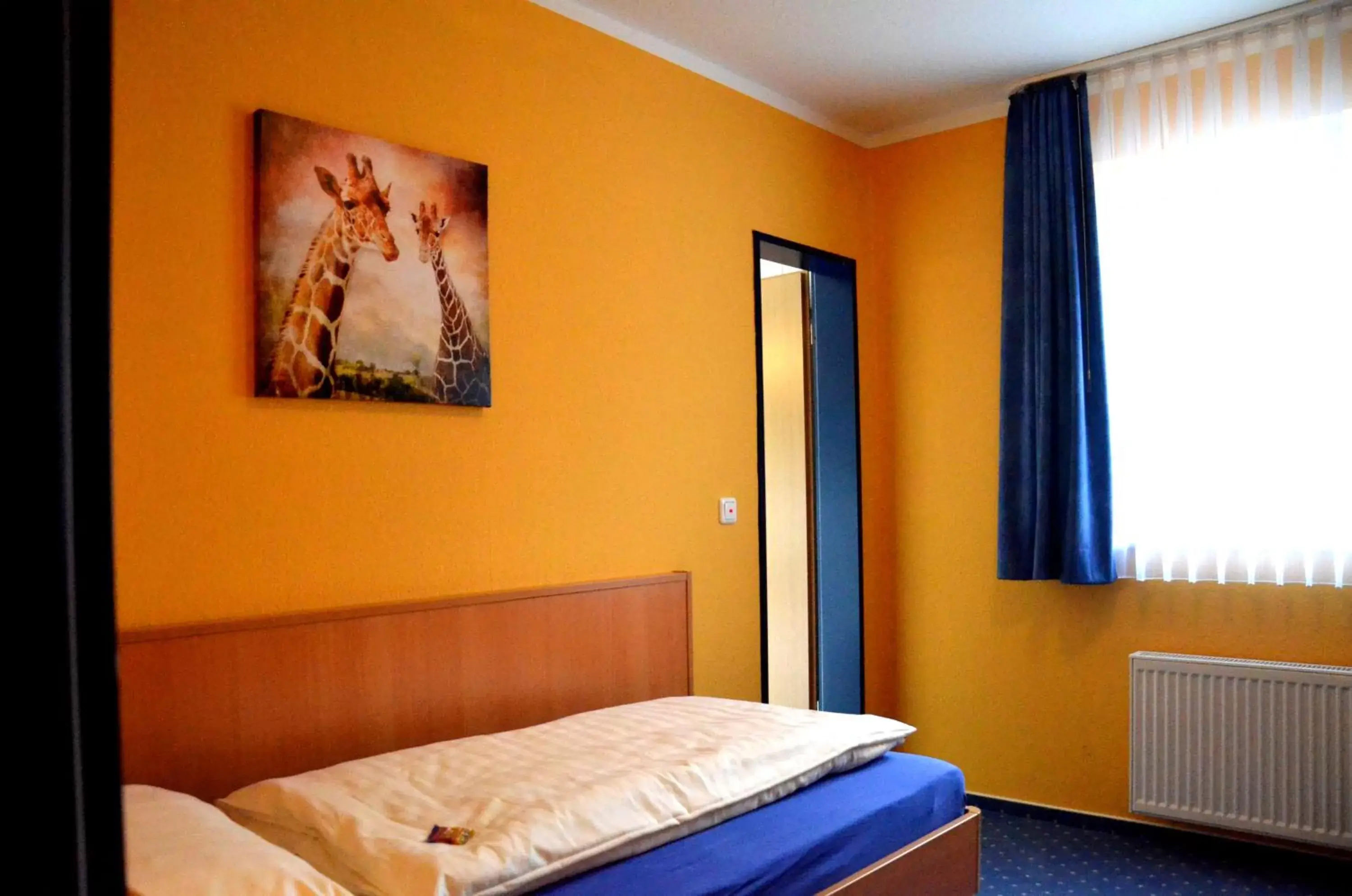 Standard Single Room in Zeitwohnen Wolfsburg, ehemals Hotel am Klieversberg ein Unternehmen der Micha'S Hotelbetriebe Standard Single Room in Zeitwohnen Wolfsburg, ehemals Hotel am Klieversberg ein Unternehmen der Micha'S Hotelbetriebe