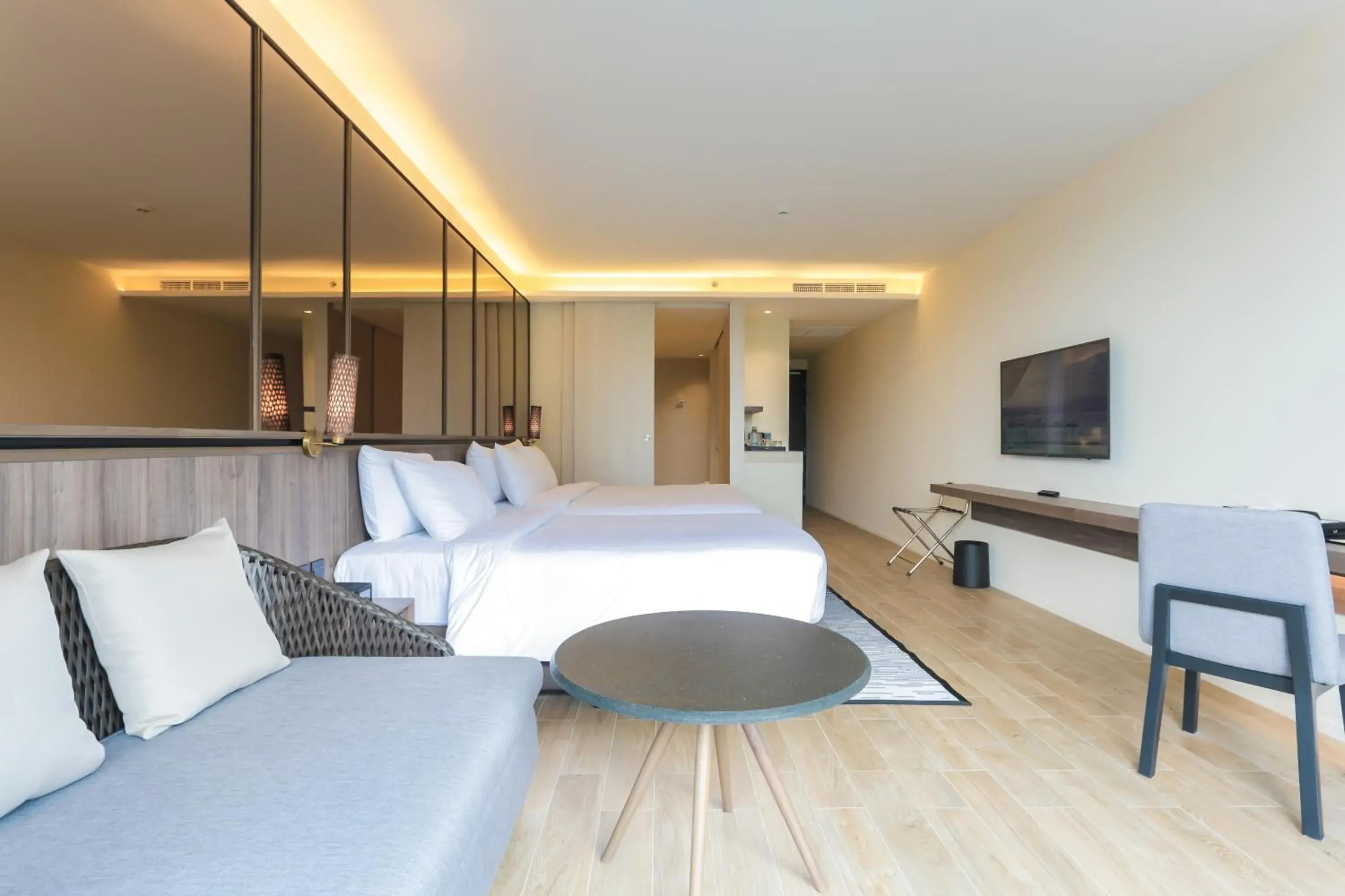 Deluxe Twin Room in Ana Anan Resort & Villas Pattaya Deluxe Twin Room in Ana Anan Resort & Villas Pattaya