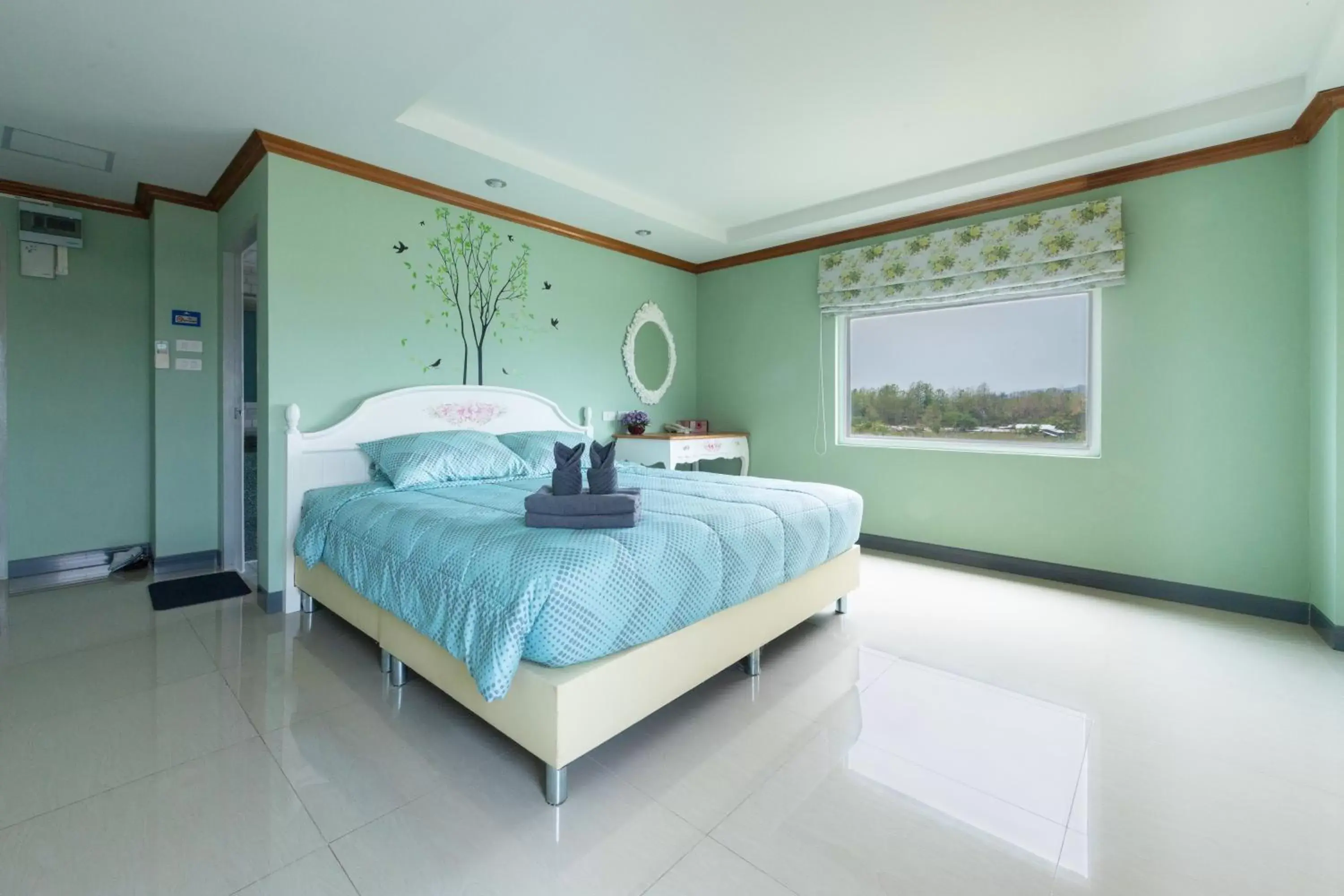 Superior Double Room in The Lilly Hotel Superior Double Room in The Lilly Hotel