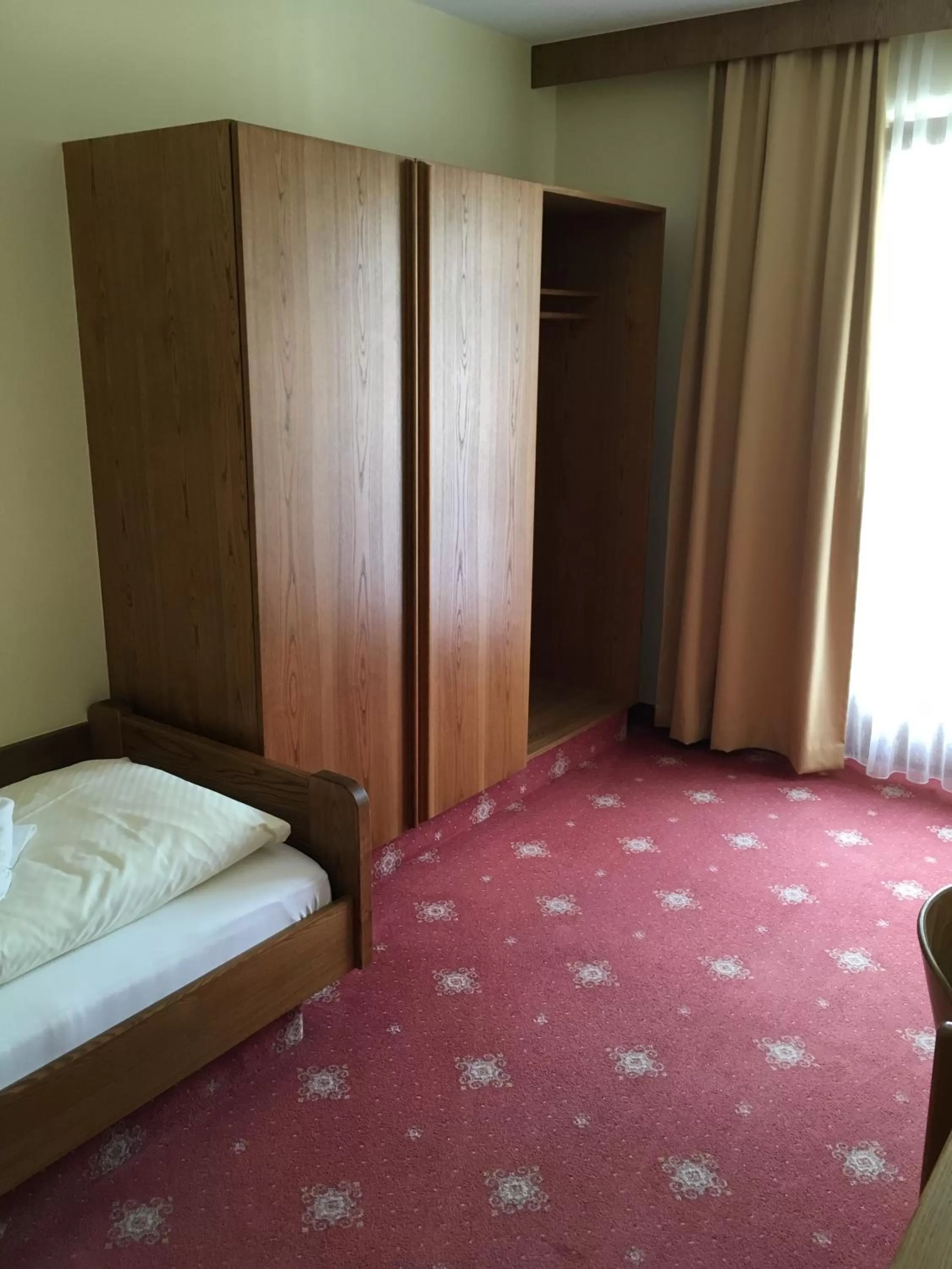 Area and facilities, Bed in Hotel Hauserwirt